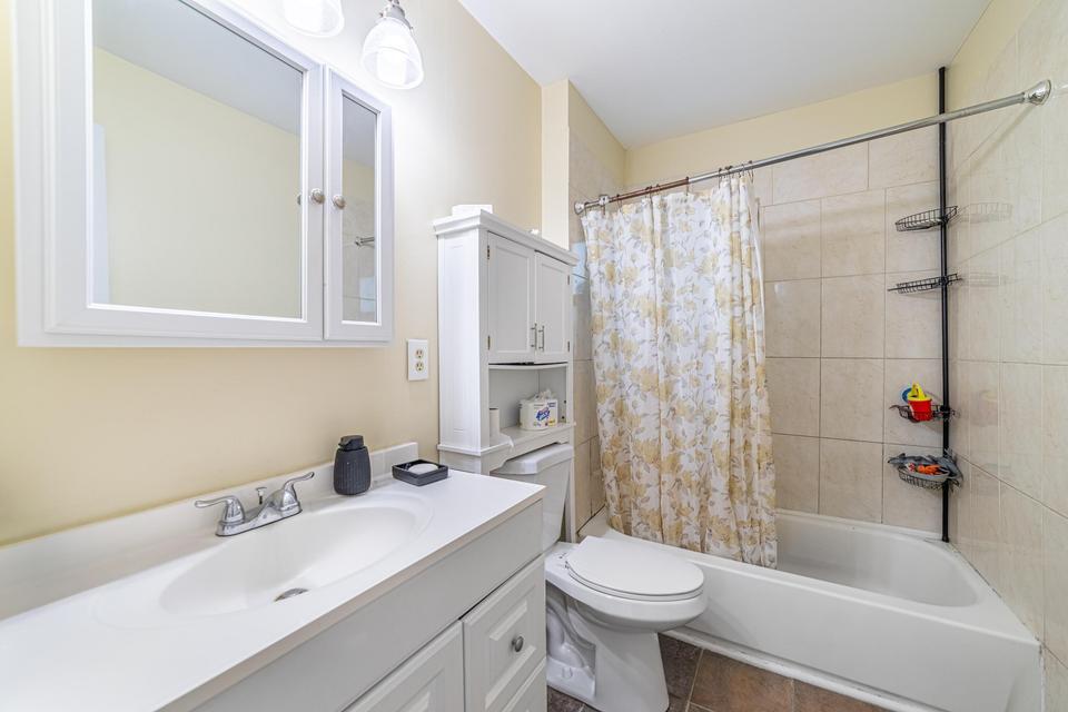 516 Nathan Hale #Unit 1, West Palm Beach FL 33405