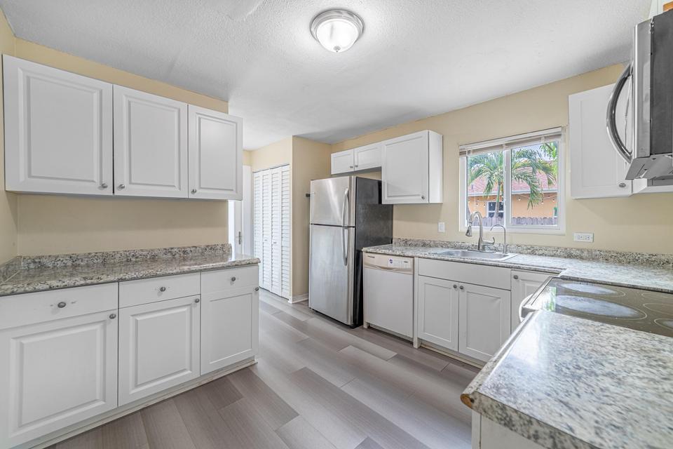 516 Nathan Hale #Unit 1, West Palm Beach FL 33405