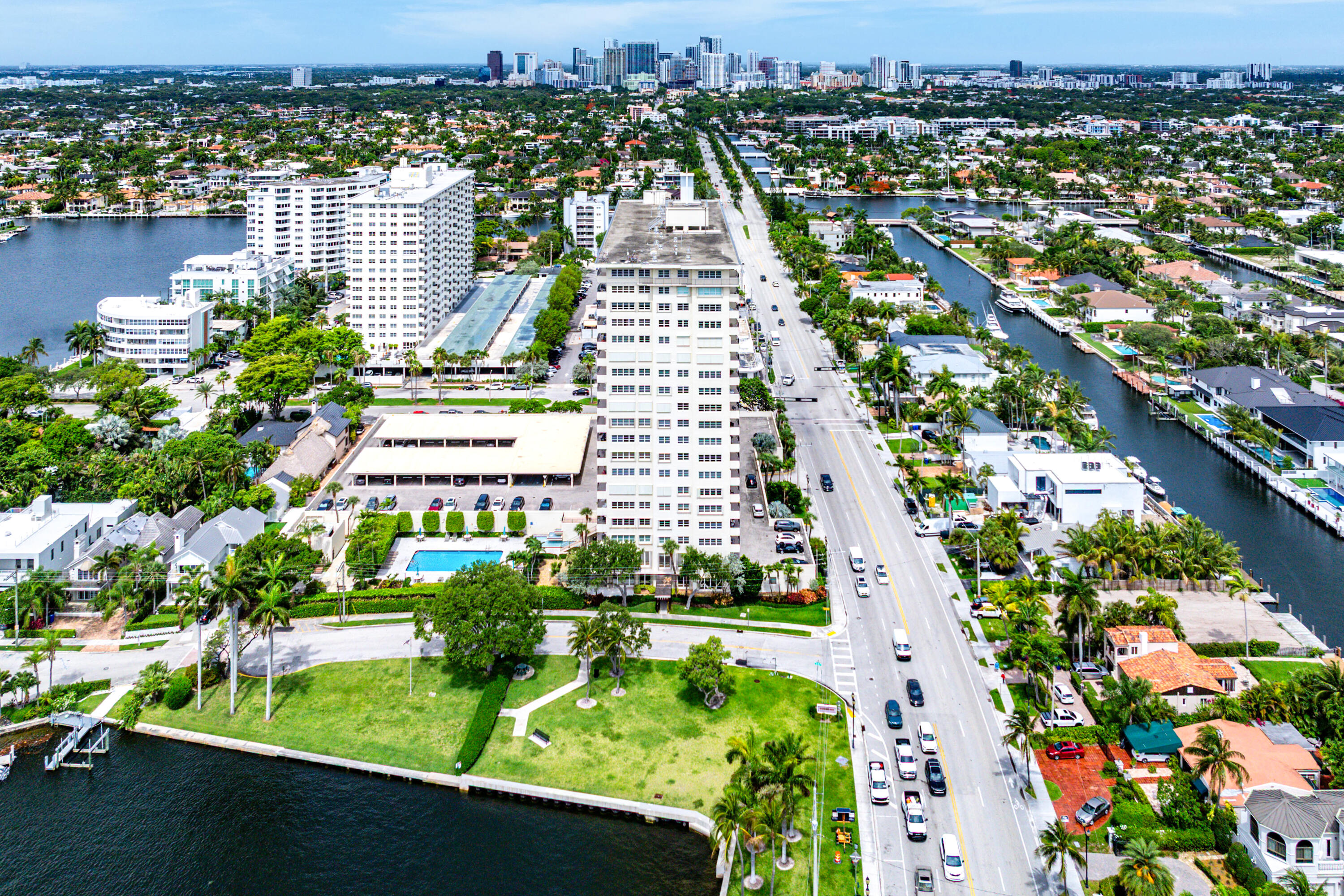 2500 E Las Olas #1901, Fort Lauderdale FL 33301