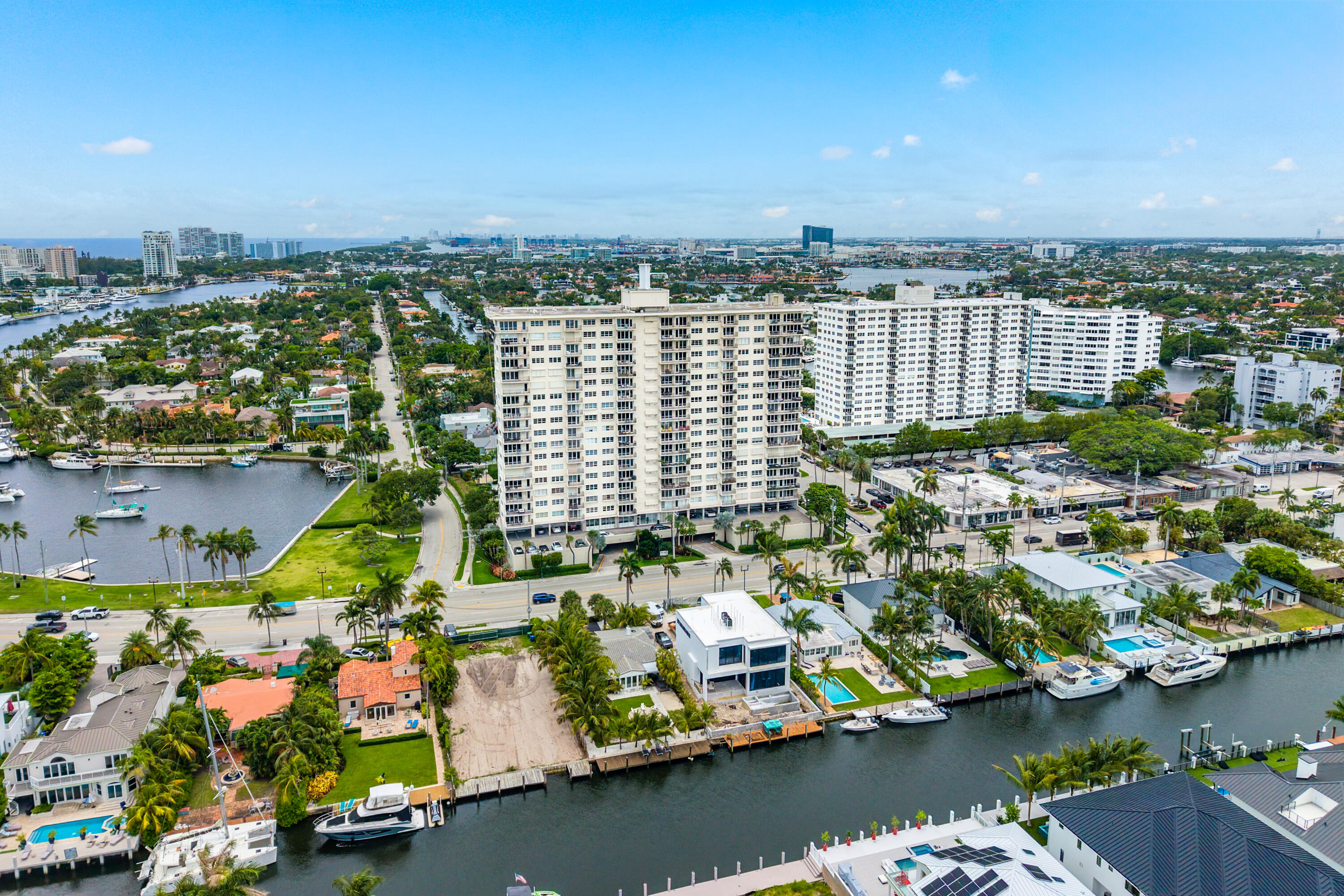 2500 E Las Olas #1901, Fort Lauderdale FL 33301