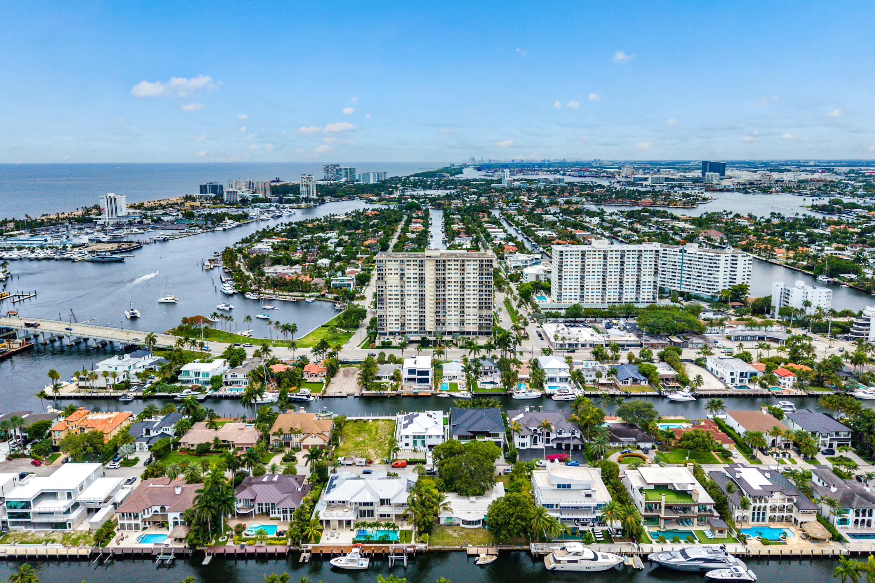 2500 E Las Olas #1901, Fort Lauderdale FL 33301