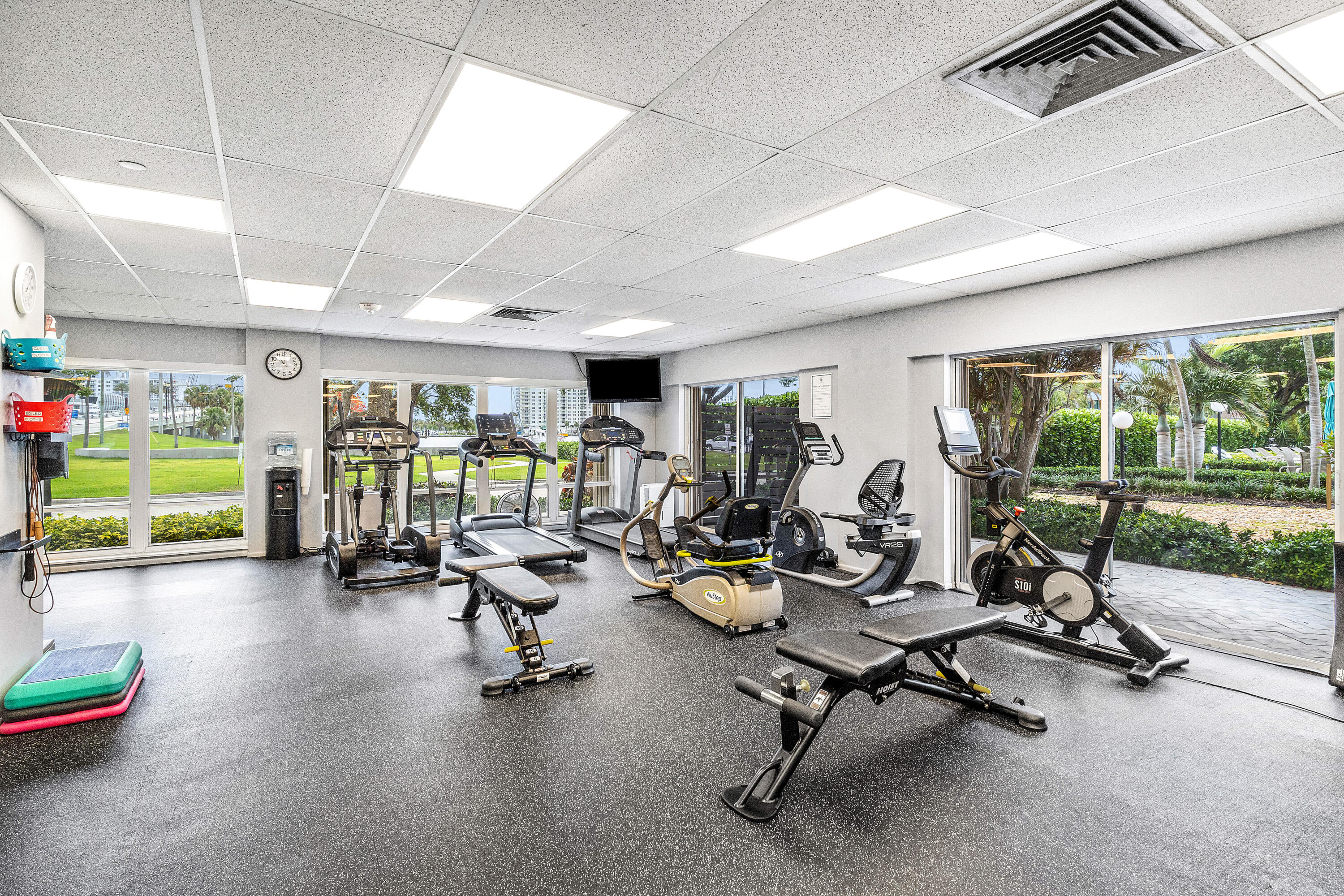 2500 E Las Olas #1901, Fort Lauderdale FL 33301