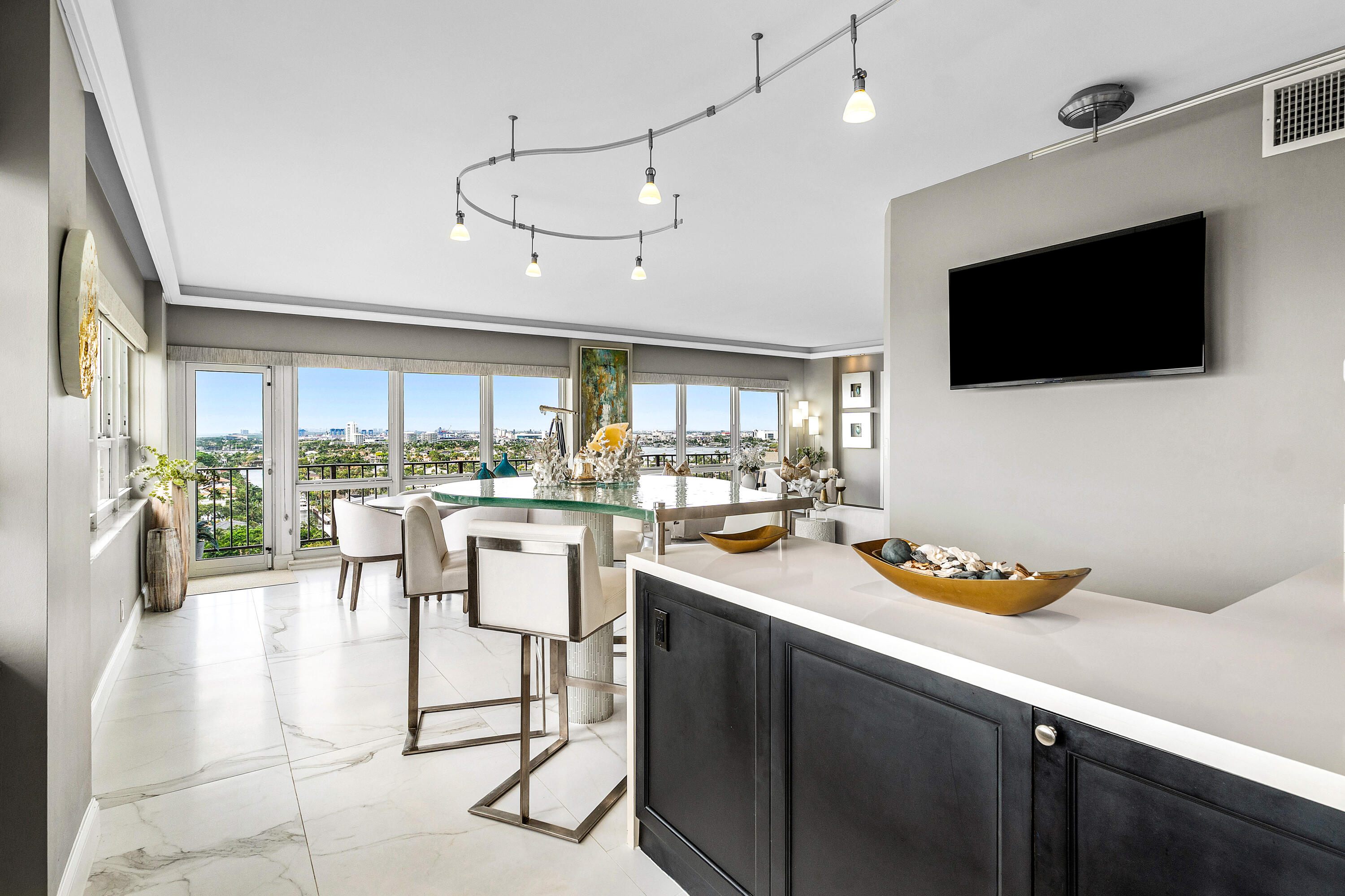 2500 E Las Olas #1901, Fort Lauderdale FL 33301