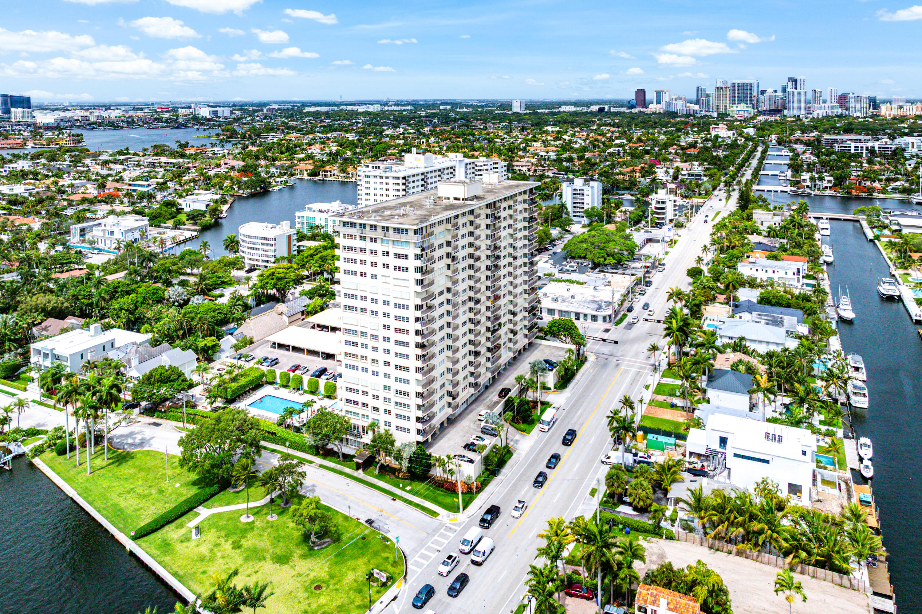 2500 E Las Olas #1901, Fort Lauderdale FL 33301