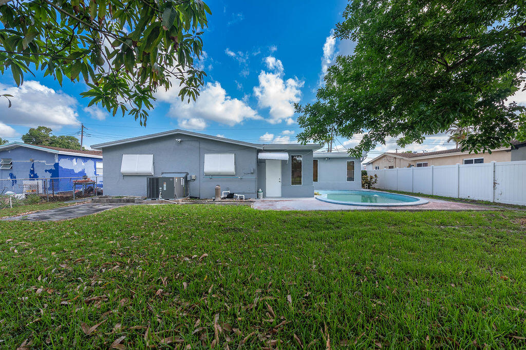 3400 NW 39th, Lauderdale Lakes FL 33309