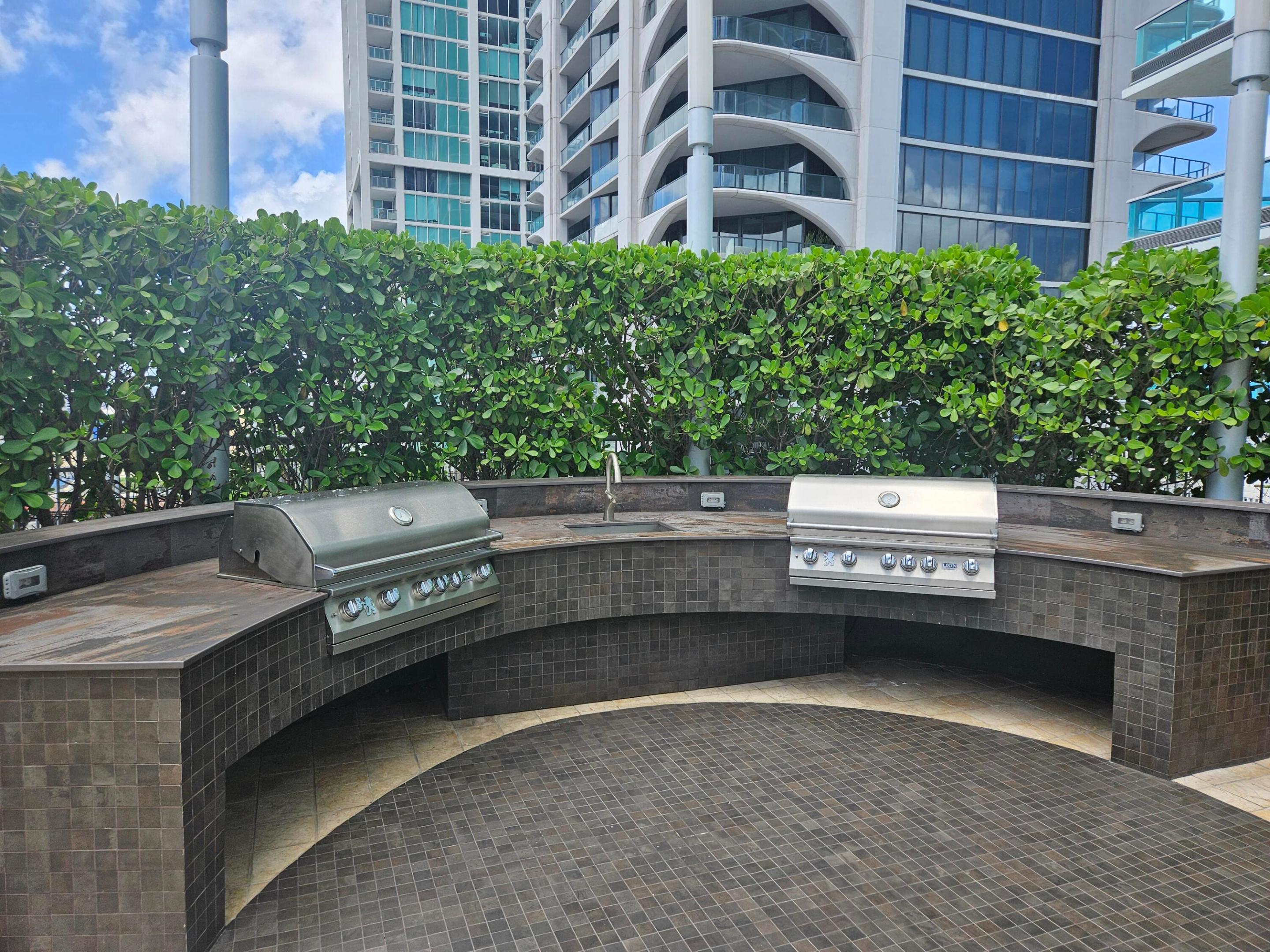 900 Biscayne #4703, Miami FL 33132