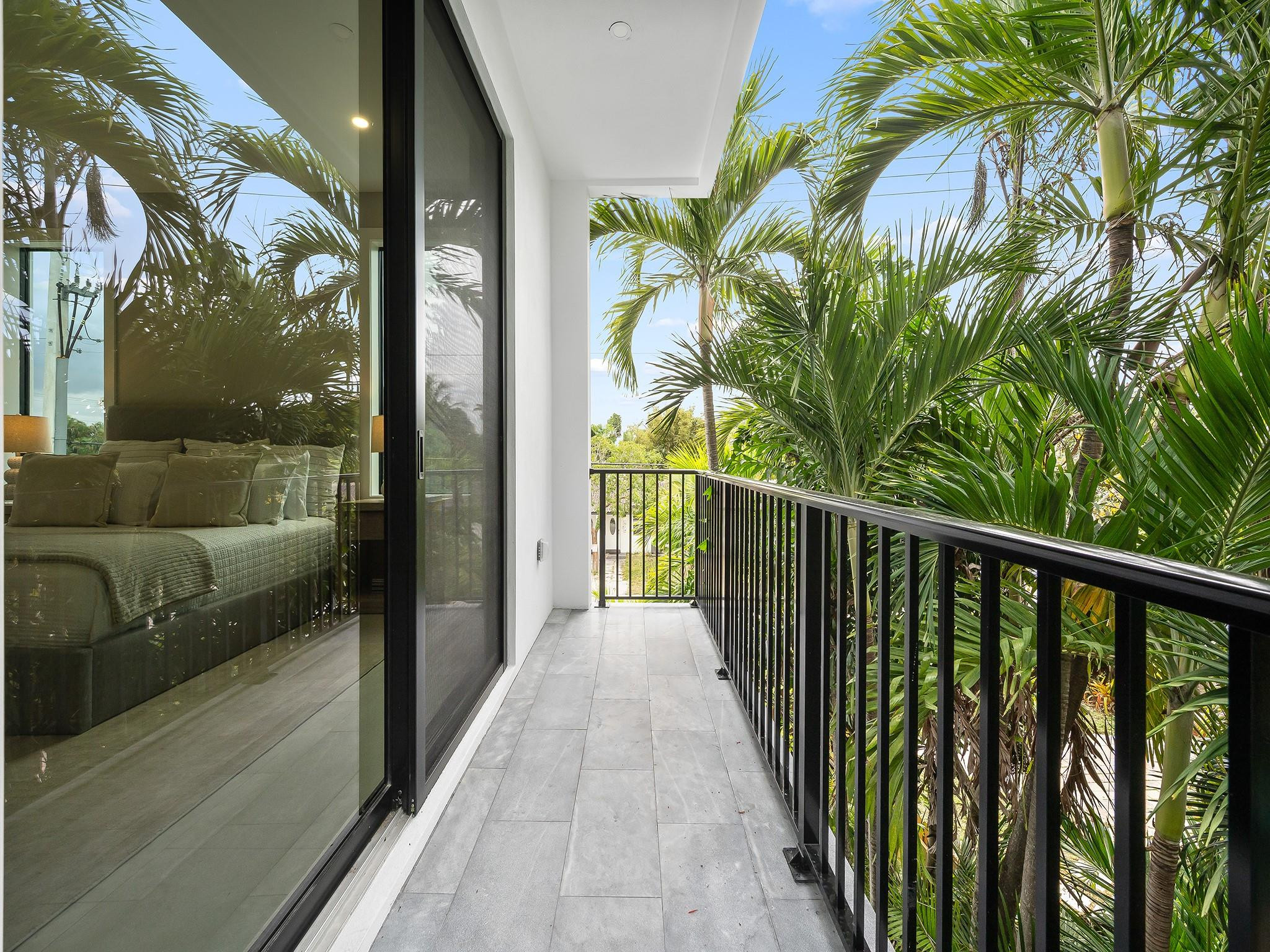 1401 NE 16th, Fort Lauderdale FL 33304