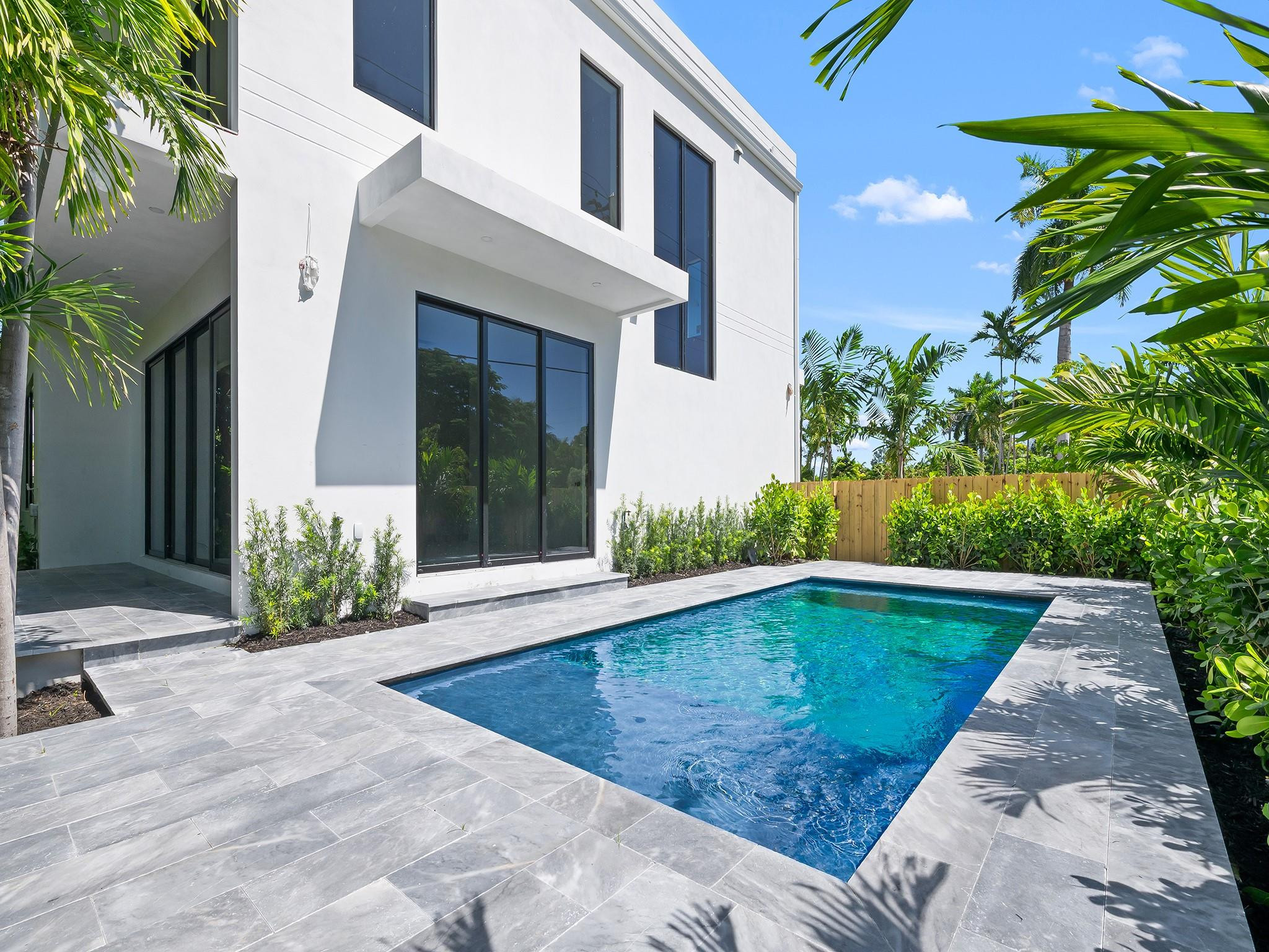 1401 NE 16th, Fort Lauderdale FL 33304