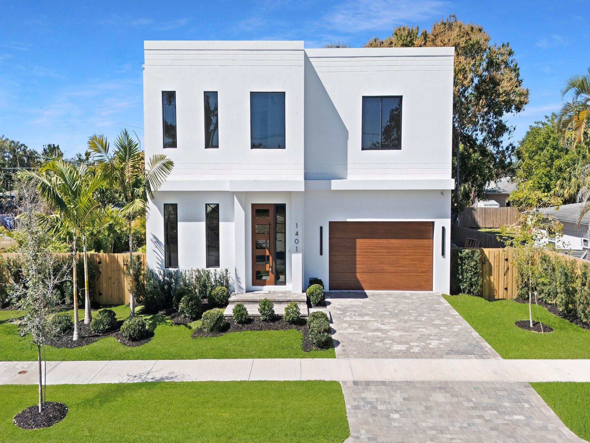 1401 NE 16th, Fort Lauderdale FL 33304