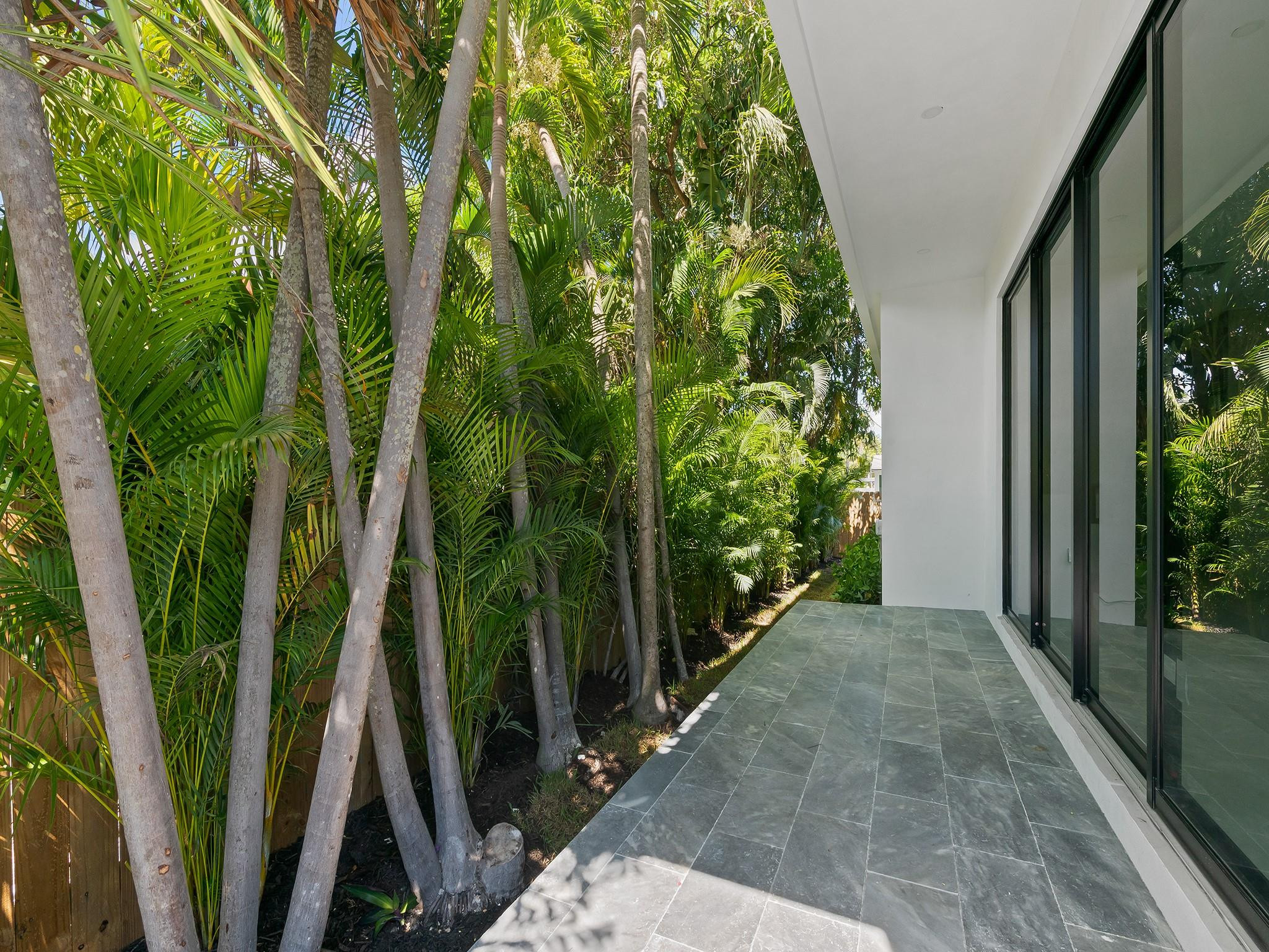 1401 NE 16th, Fort Lauderdale FL 33304