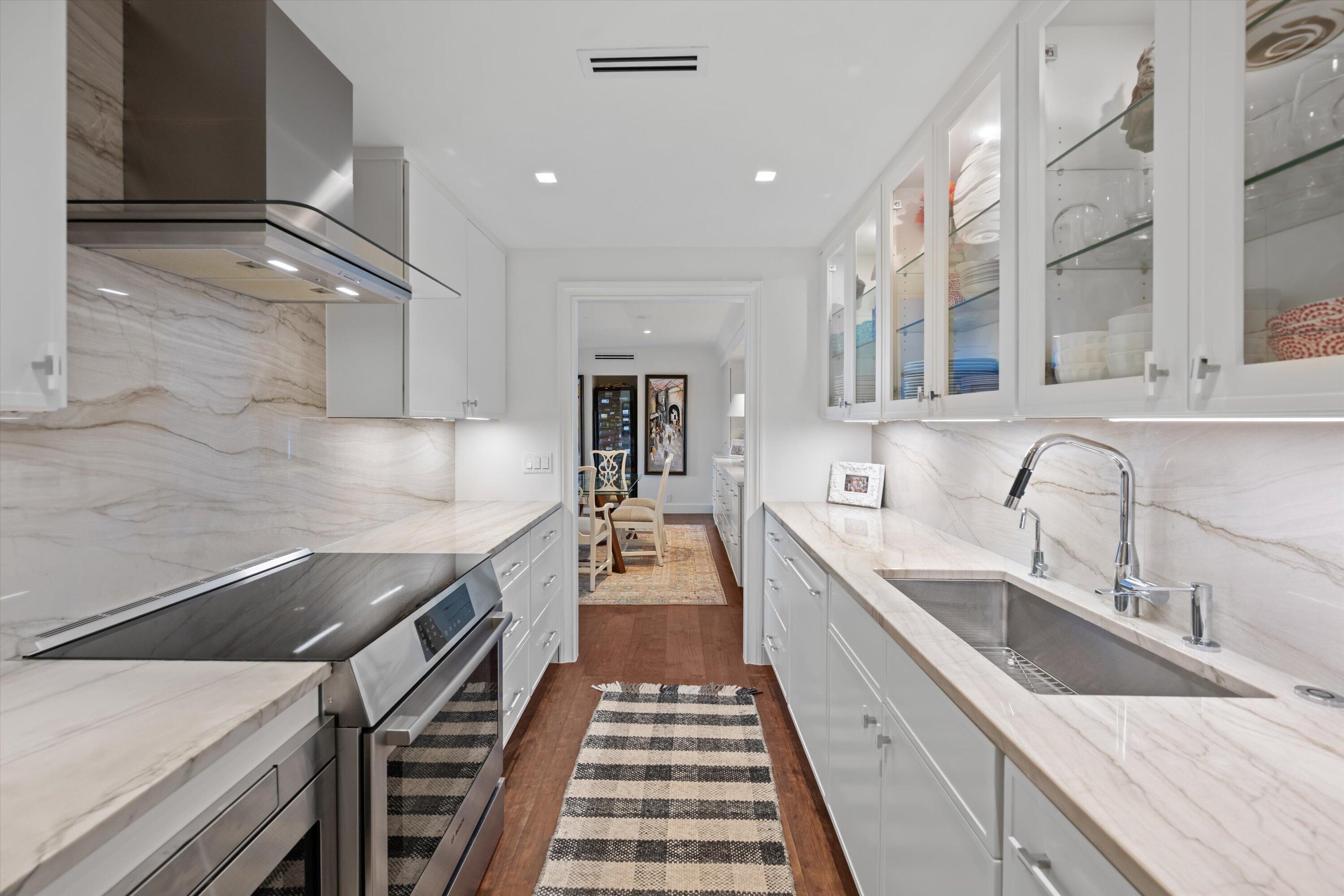 330 Cocoanut Row #5b, Palm Beach FL 33480