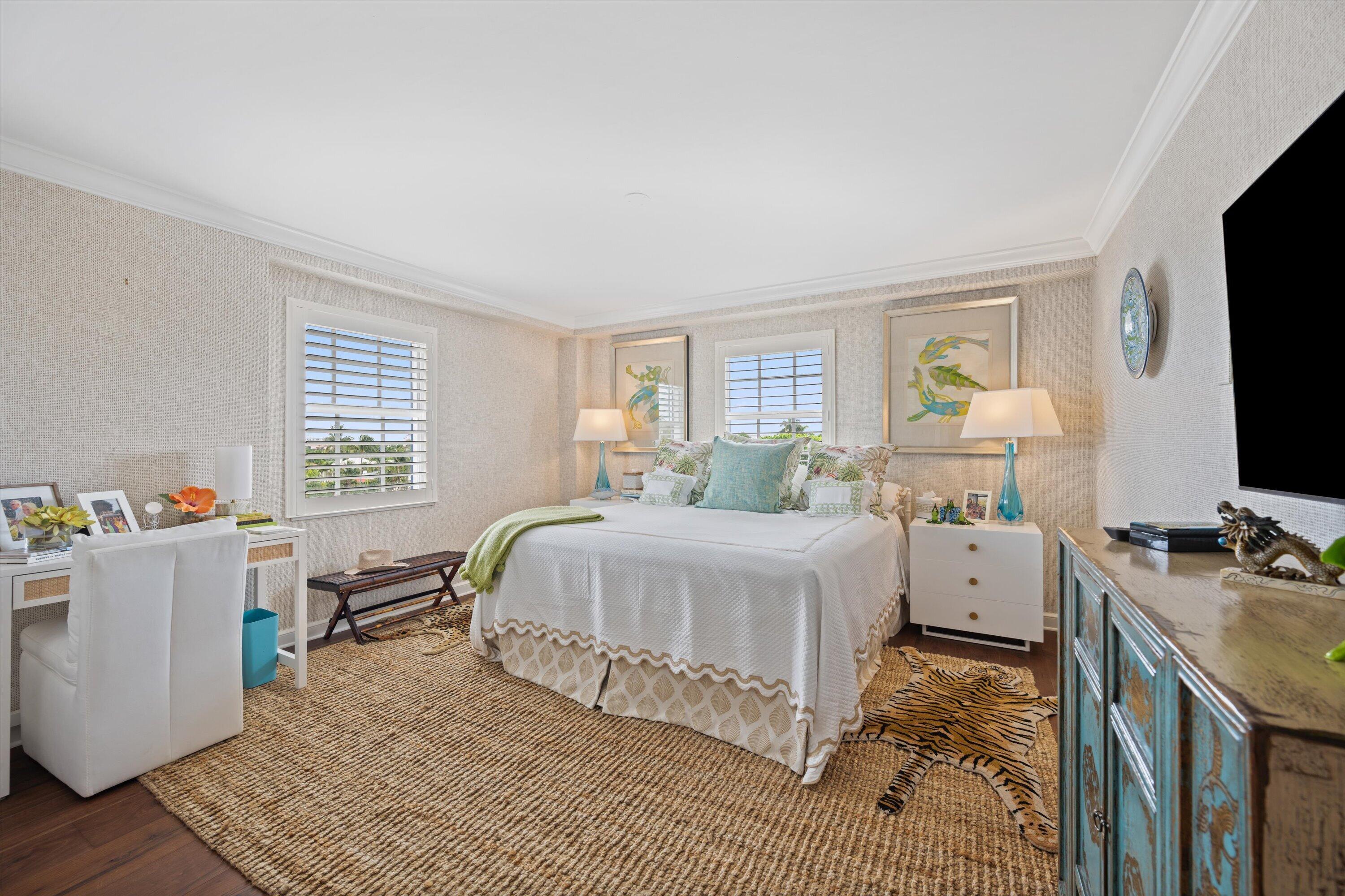 330 Cocoanut Row #5b, Palm Beach FL 33480