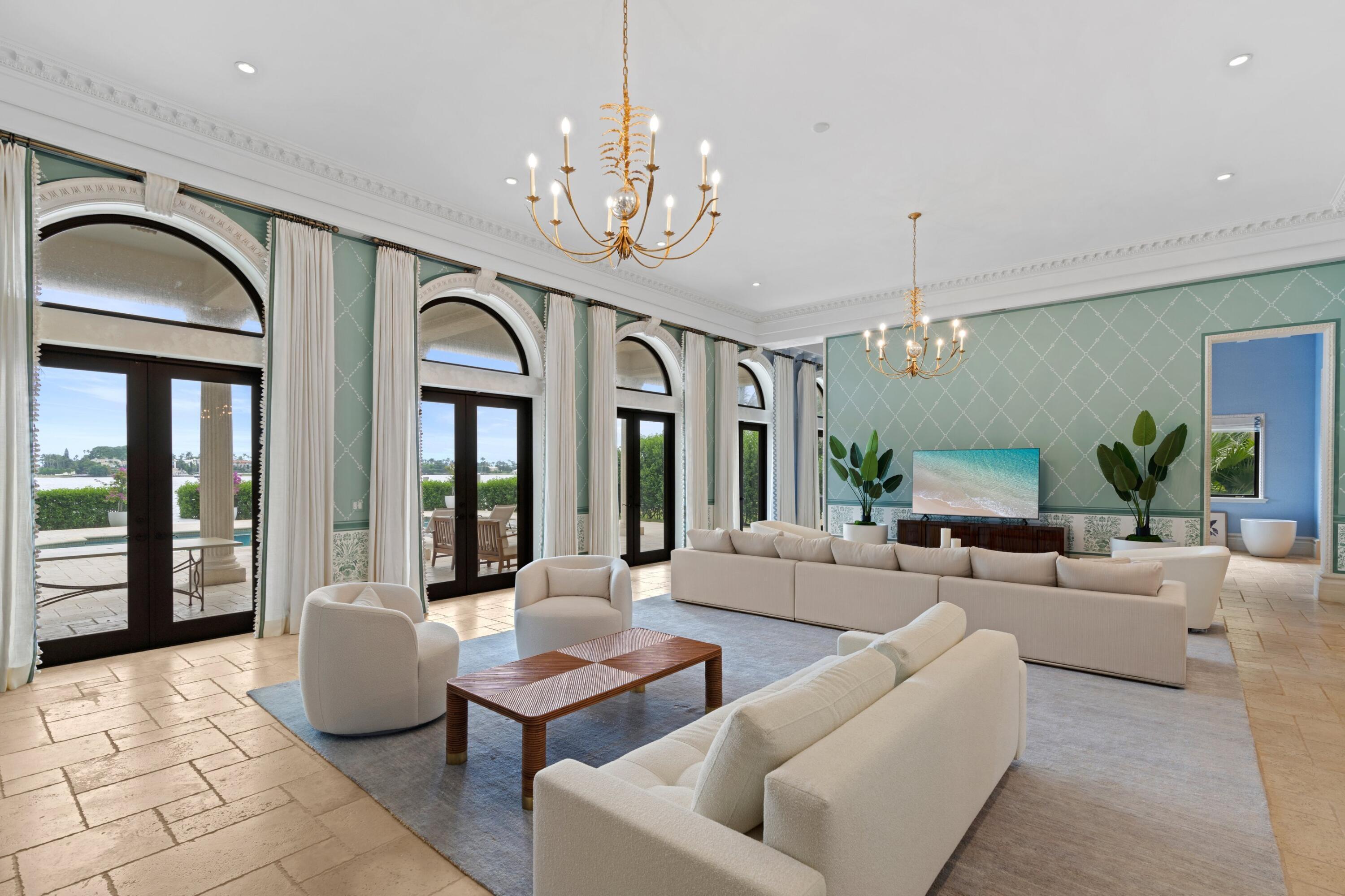 3240 N Flagler, West Palm Beach FL 33407