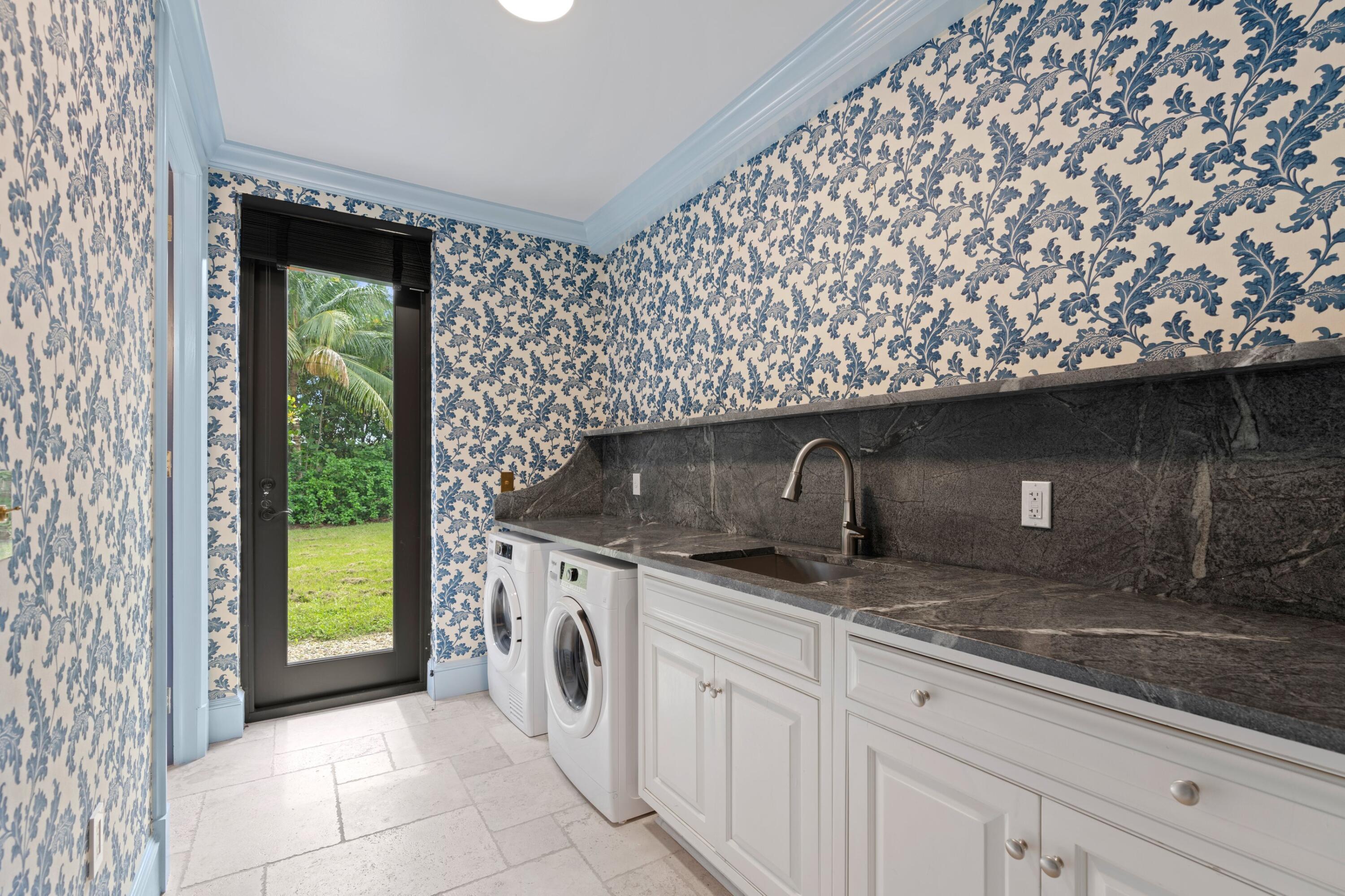 3240 N Flagler, West Palm Beach FL 33407
