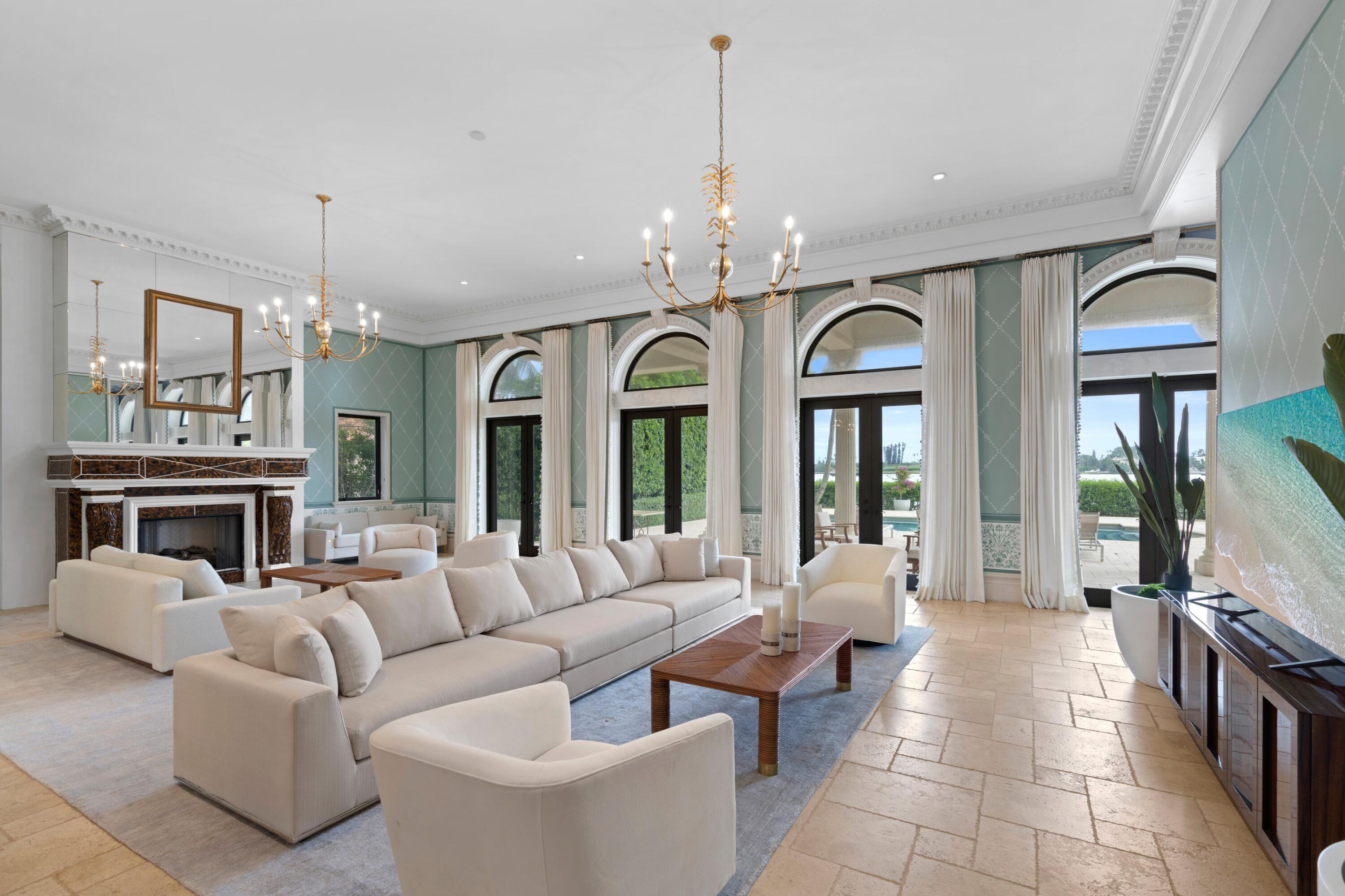 3240 N Flagler, West Palm Beach FL 33407