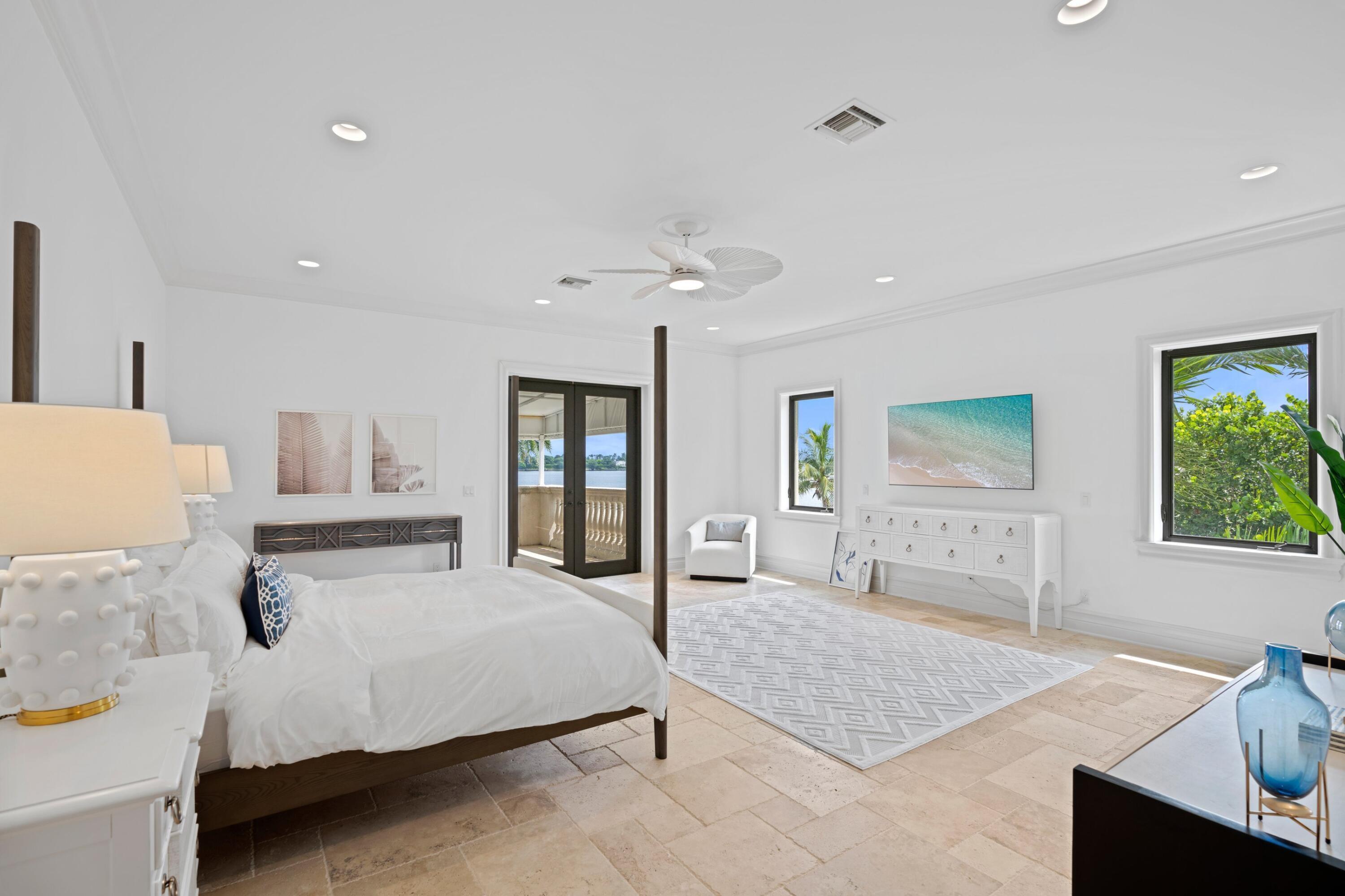 3240 N Flagler, West Palm Beach FL 33407