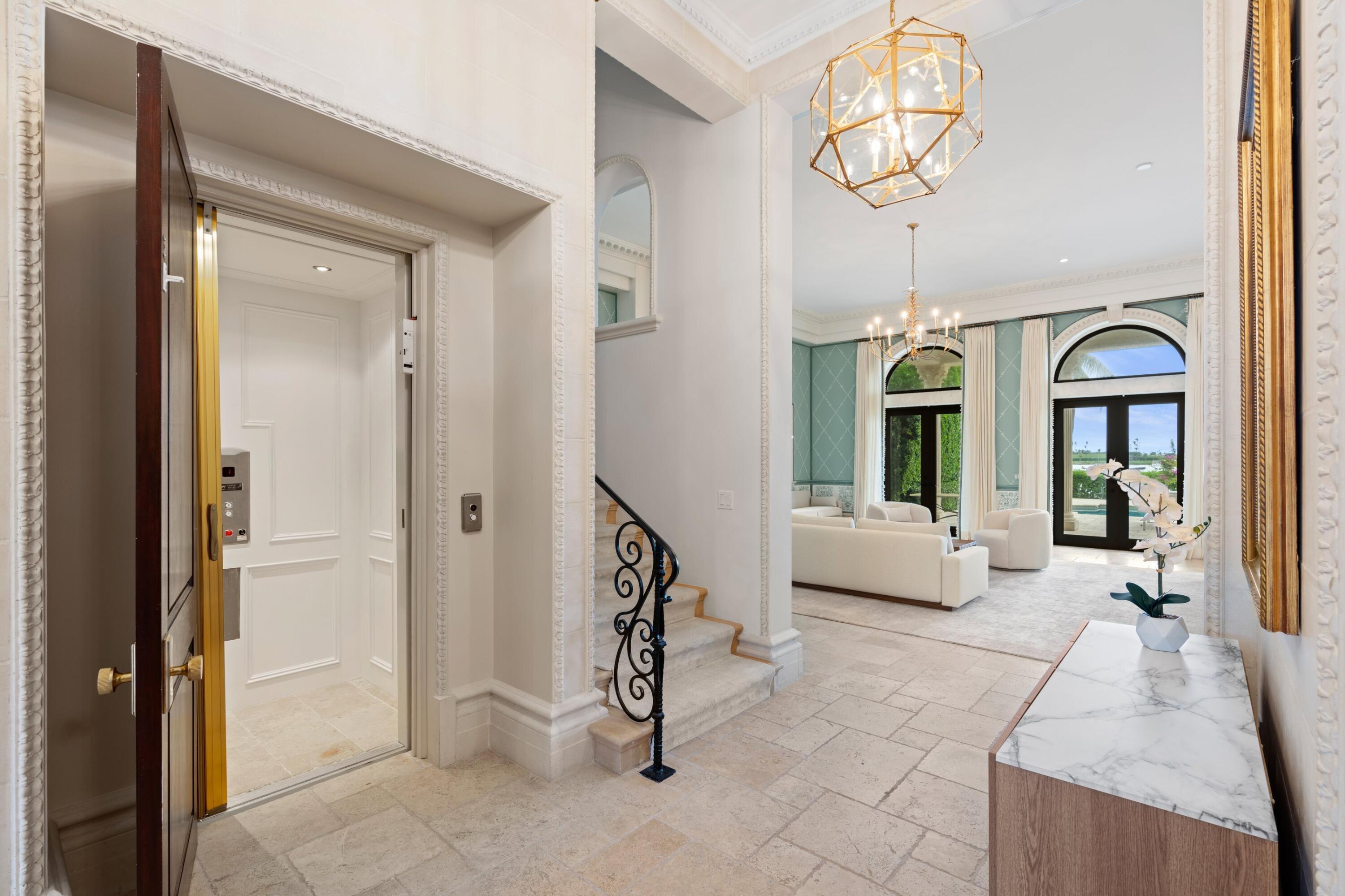 3240 N Flagler, West Palm Beach FL 33407