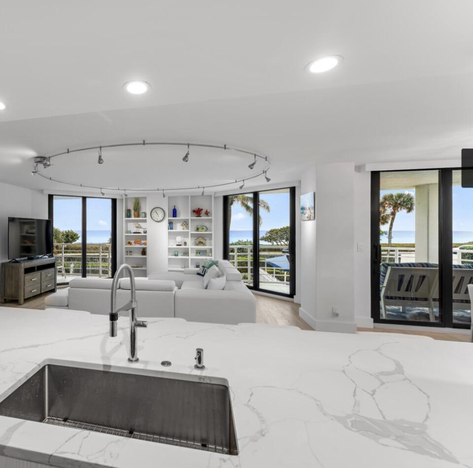 176 Helios #205, Jupiter FL 33477