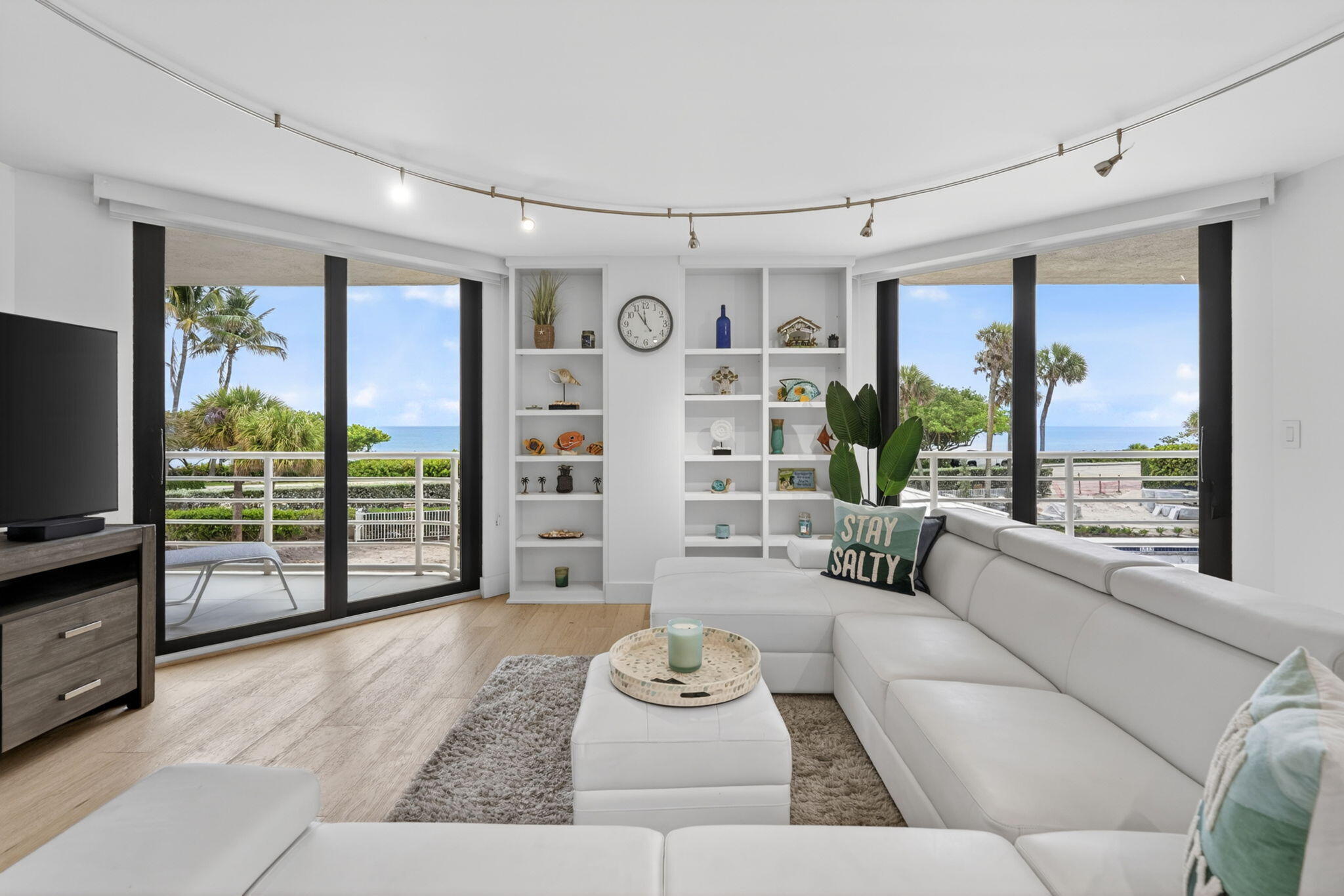 176 Helios #205, Jupiter FL 33477