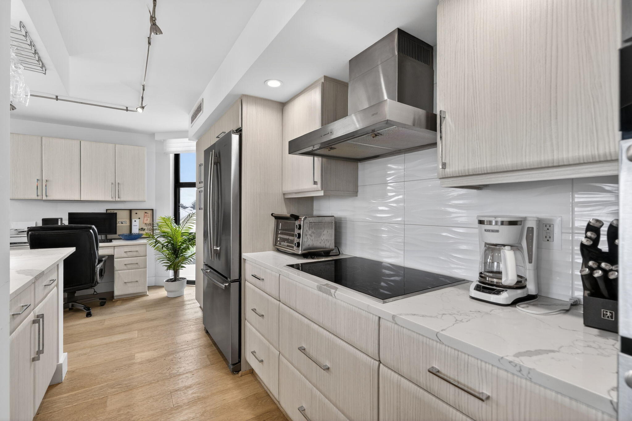 176 Helios #205, Jupiter FL 33477