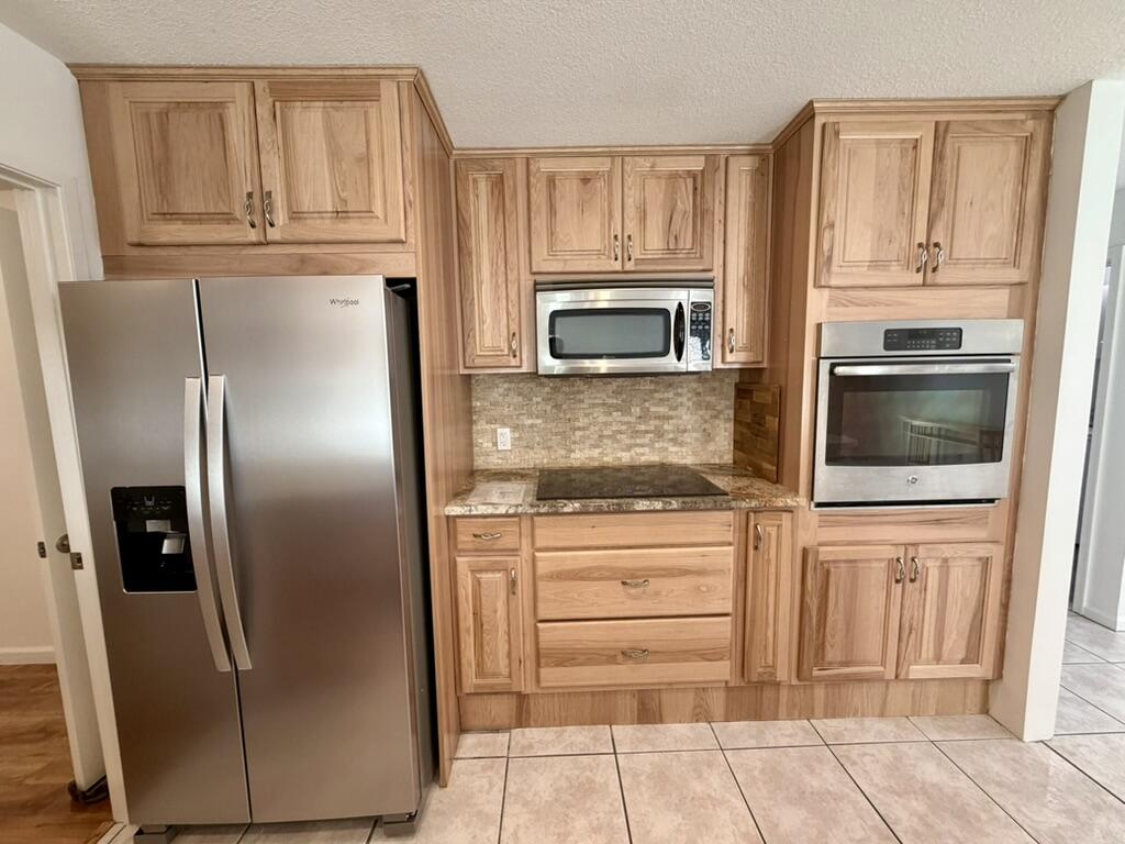 147 Sunflower, Royal Palm Beach FL 33411