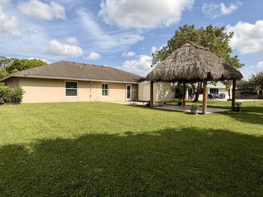 147 Sunflower, Royal Palm Beach FL 33411