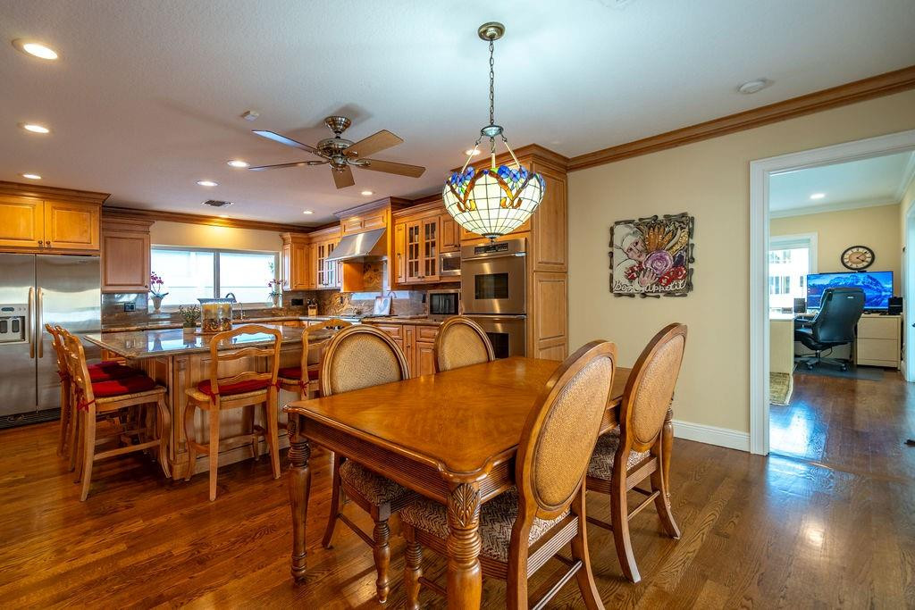 2317 NE 28th, Lighthouse Point FL 33064