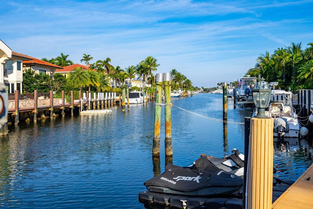 2317 NE 28th, Lighthouse Point FL 33064