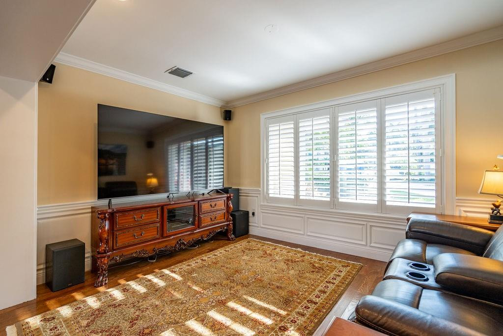 2317 NE 28th, Lighthouse Point FL 33064
