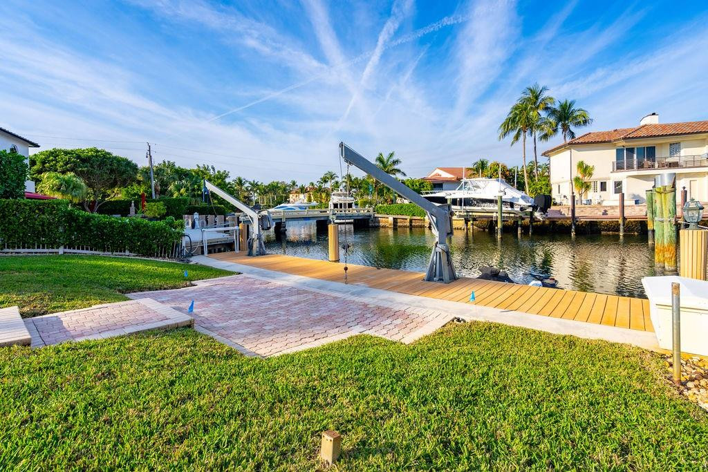 2317 NE 28th, Lighthouse Point FL 33064
