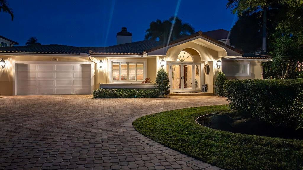 2317 NE 28th, Lighthouse Point FL 33064