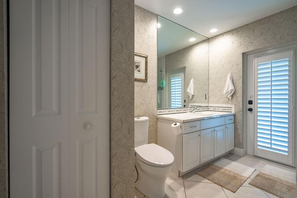 2317 NE 28th, Lighthouse Point FL 33064