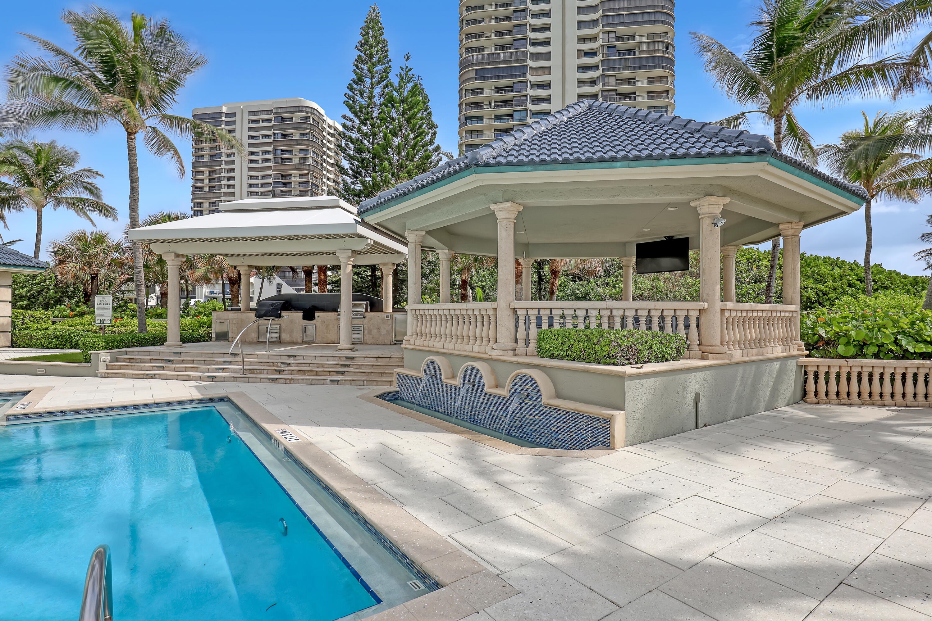 3920 N Ocean #9b, Singer Island FL 33404