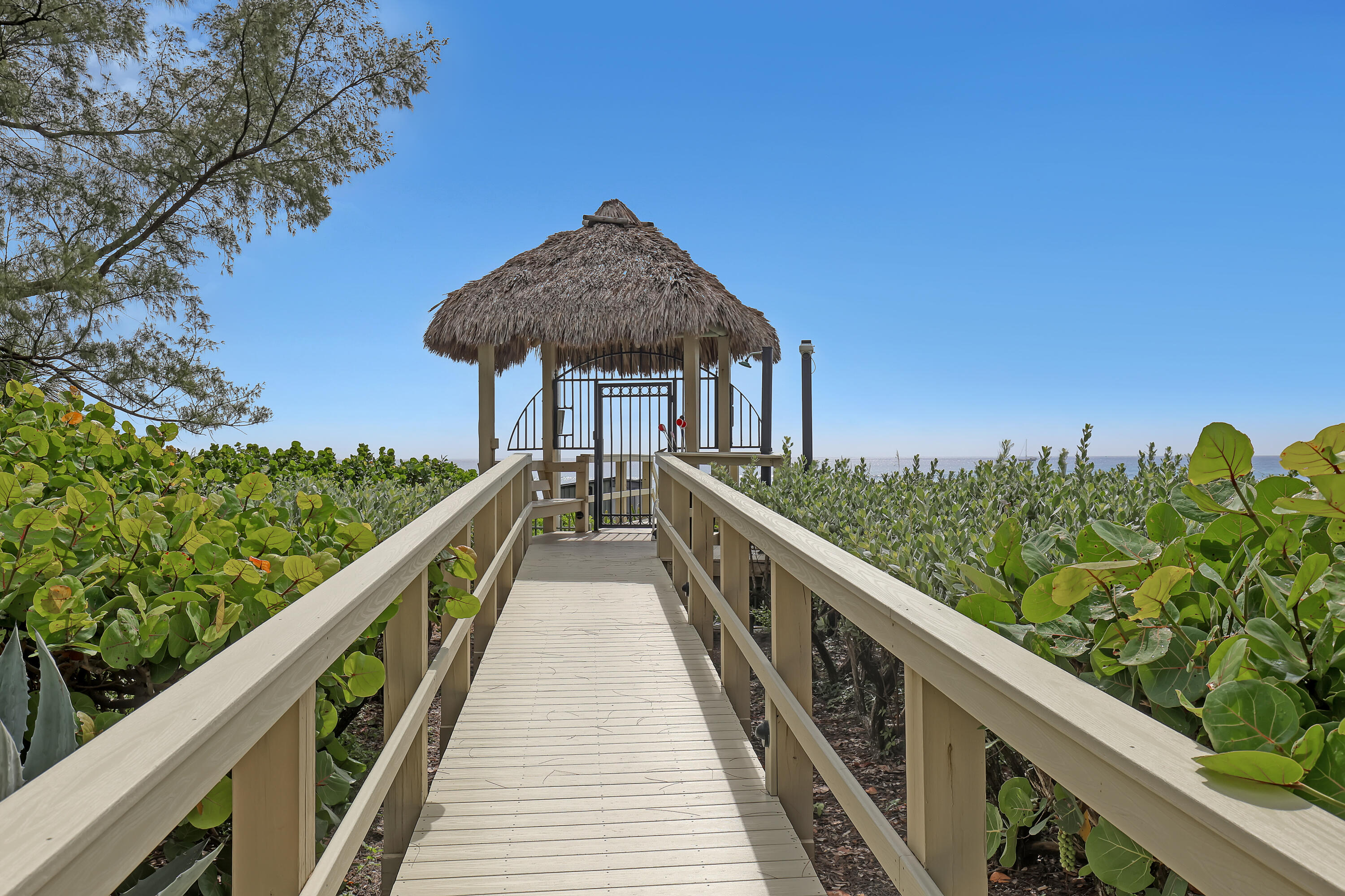 3920 N Ocean #9b, Singer Island FL 33404