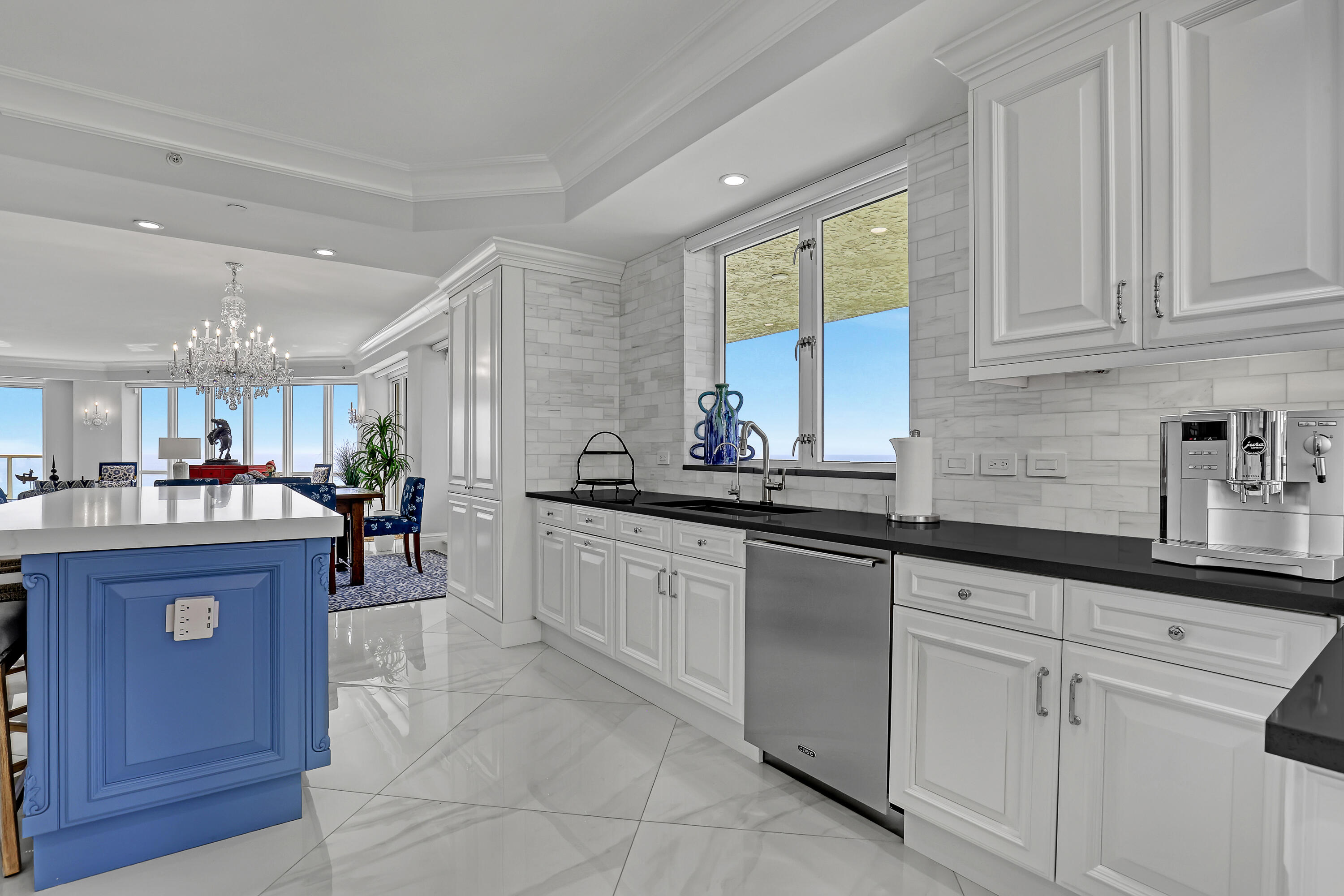 3920 N Ocean #9b, Singer Island FL 33404