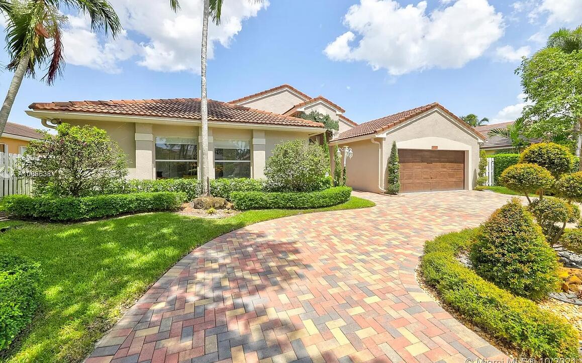 912 NW 132nd, Sunrise FL 33325