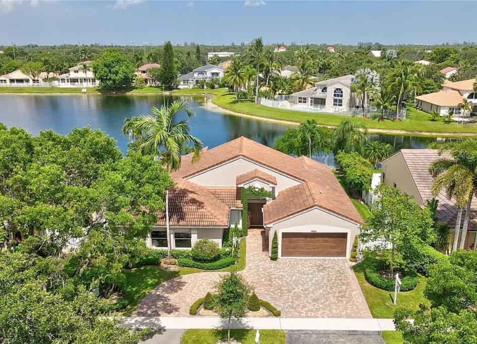 912 NW 132nd, Sunrise FL 33325