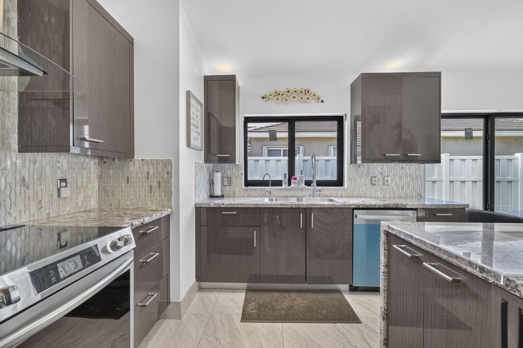 912 NW 132nd, Sunrise FL 33325