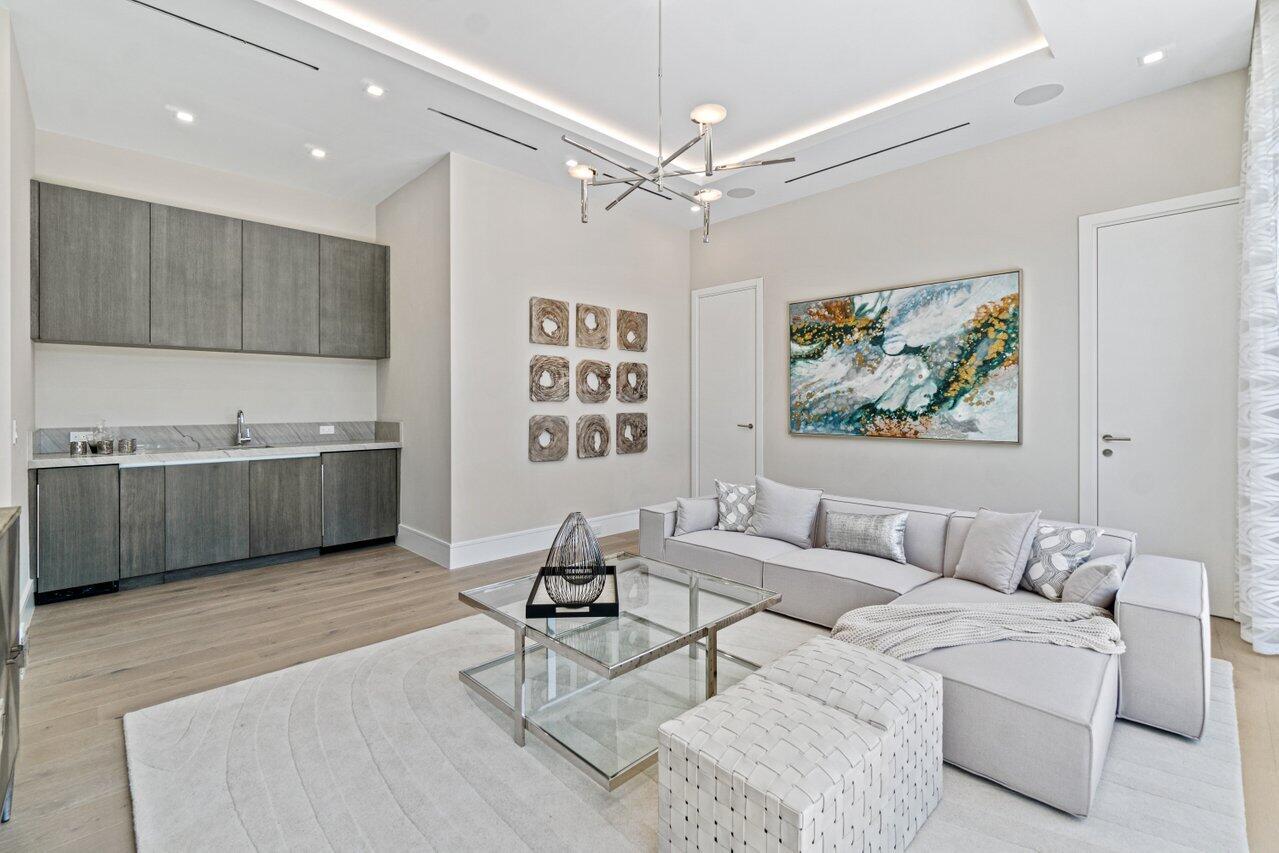 2391 Areca Palm, Boca Raton FL 33432