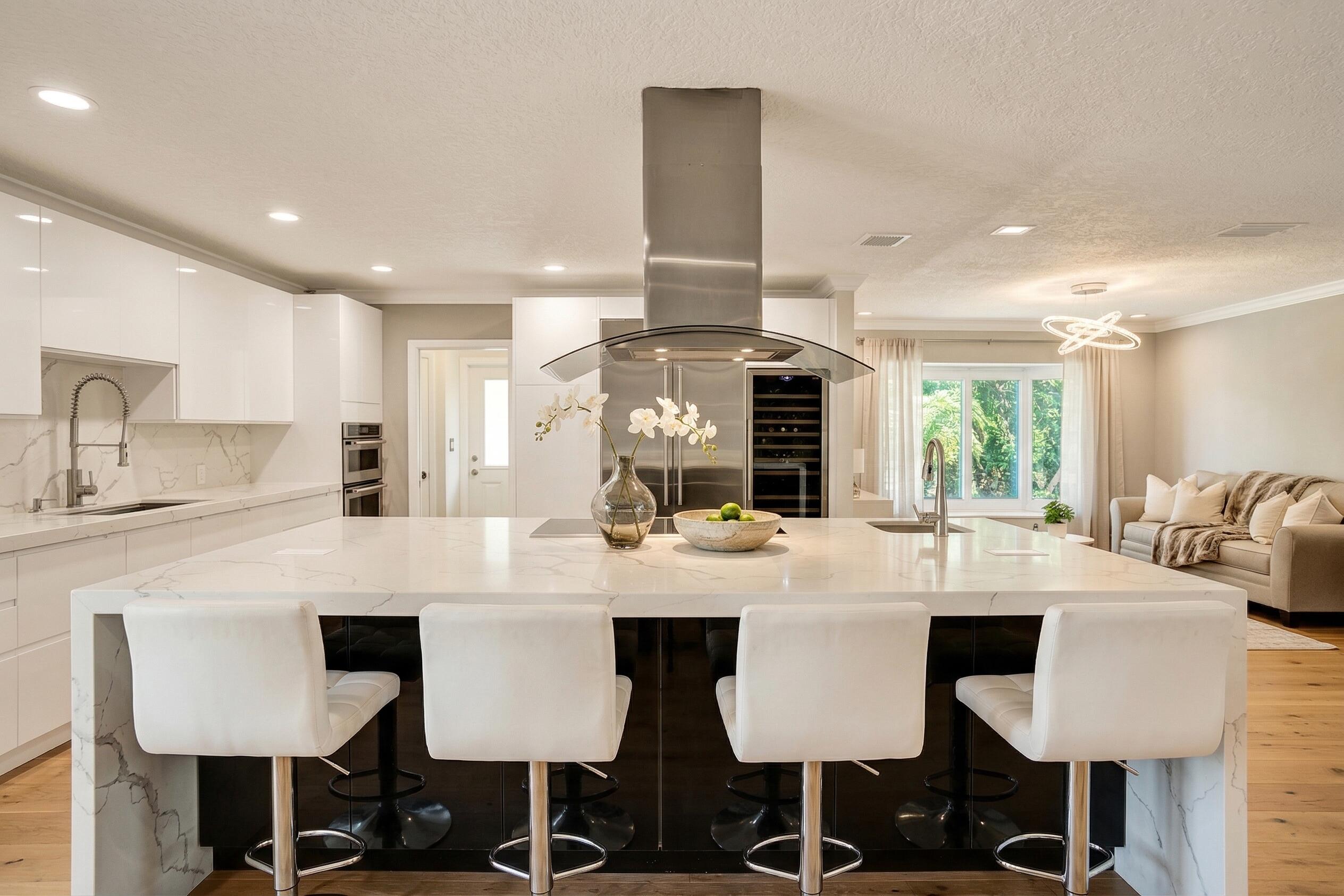 5841 Bayview, Fort Lauderdale FL 33308