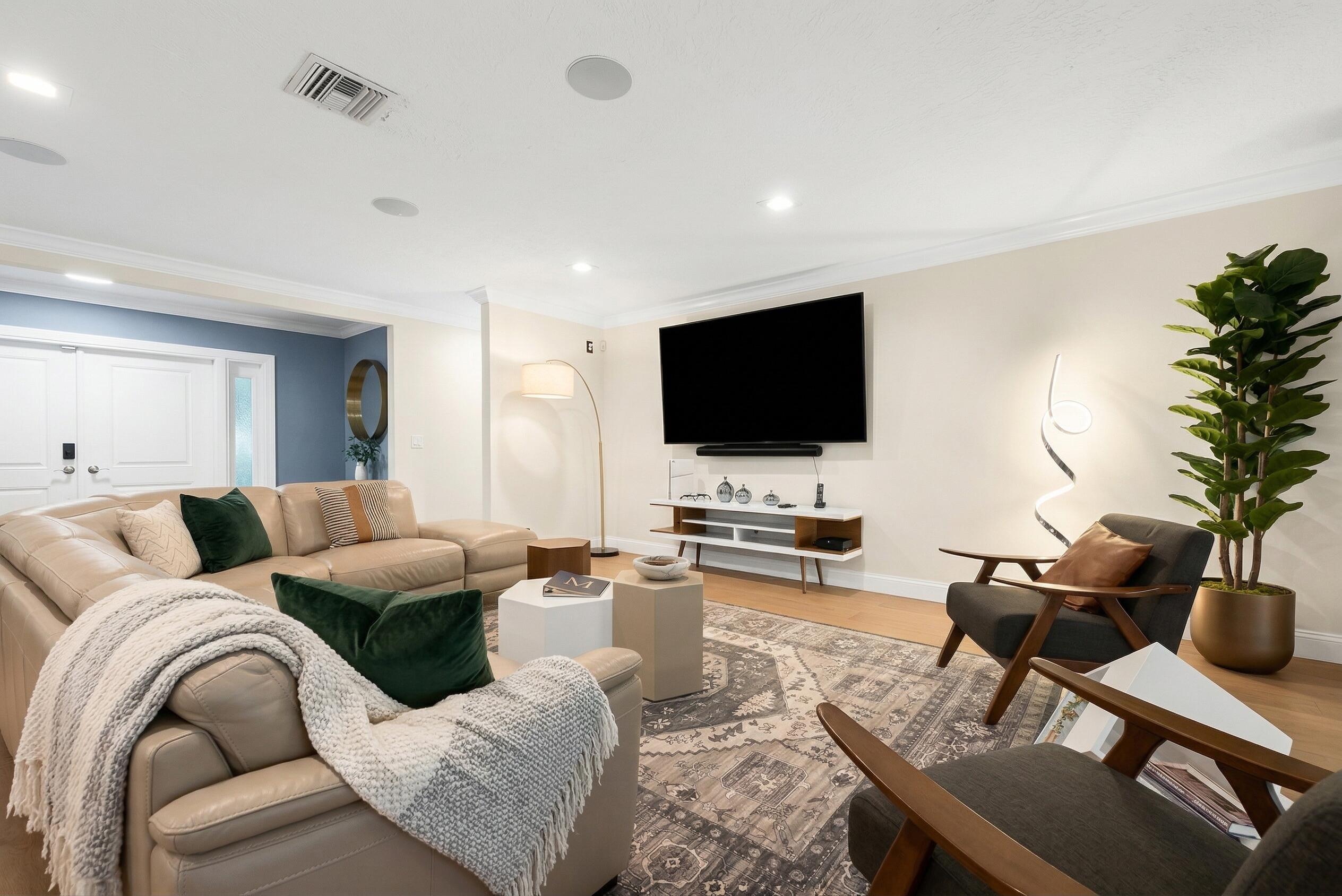 5841 Bayview, Fort Lauderdale FL 33308