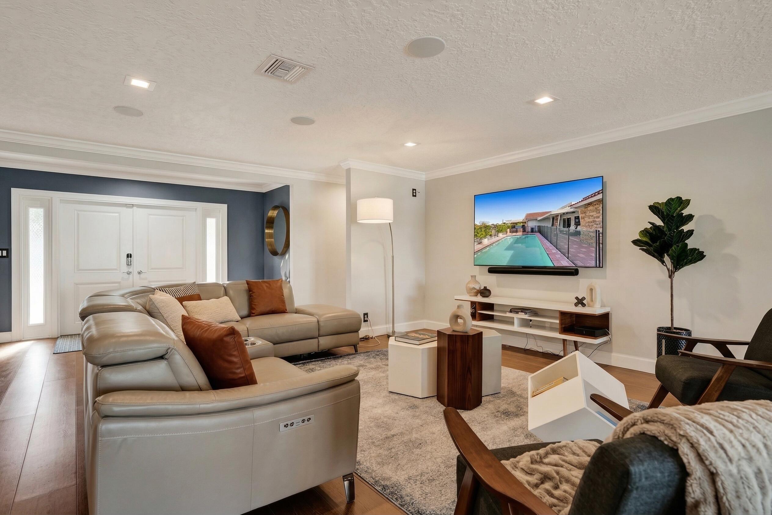 5841 Bayview, Fort Lauderdale FL 33308