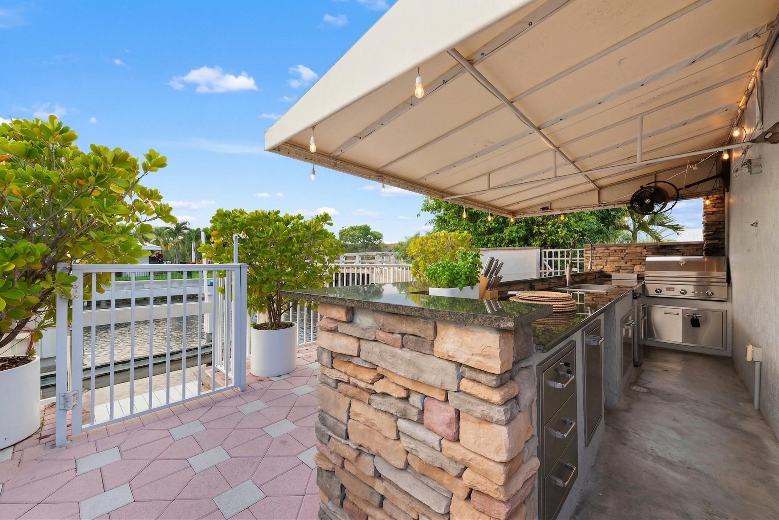 5841 Bayview, Fort Lauderdale FL 33308