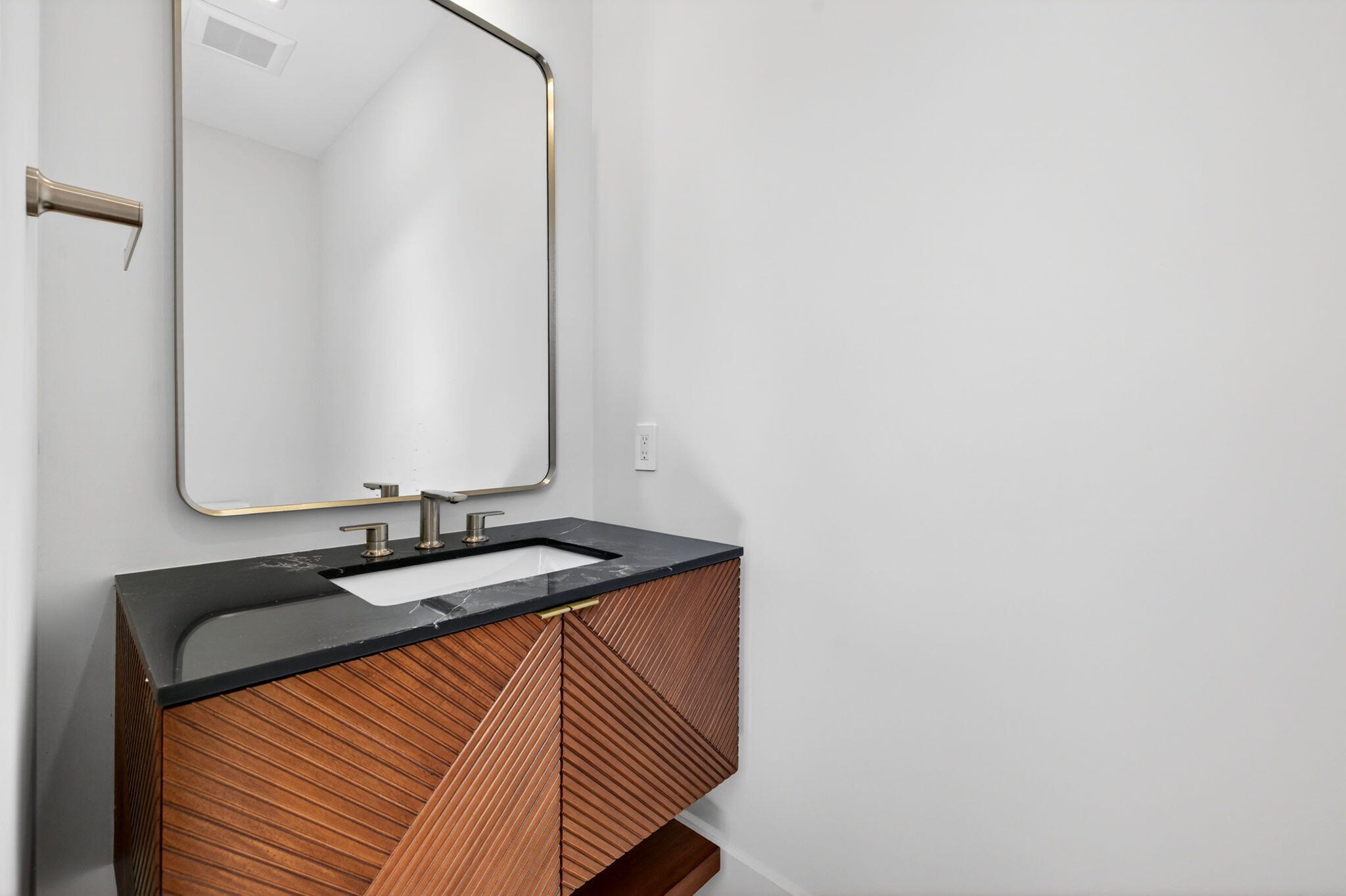 2717 NE 33rd, Fort Lauderdale FL 33306