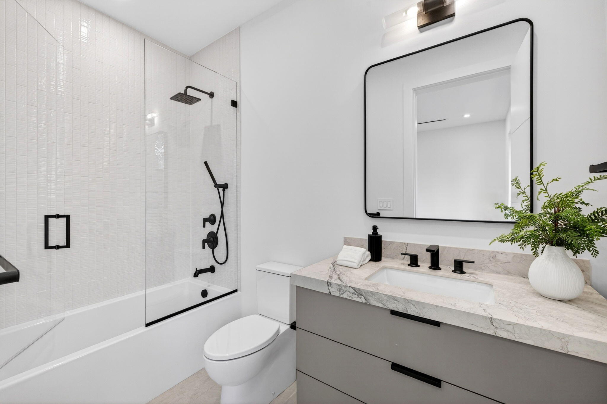 2717 NE 33rd, Fort Lauderdale FL 33306