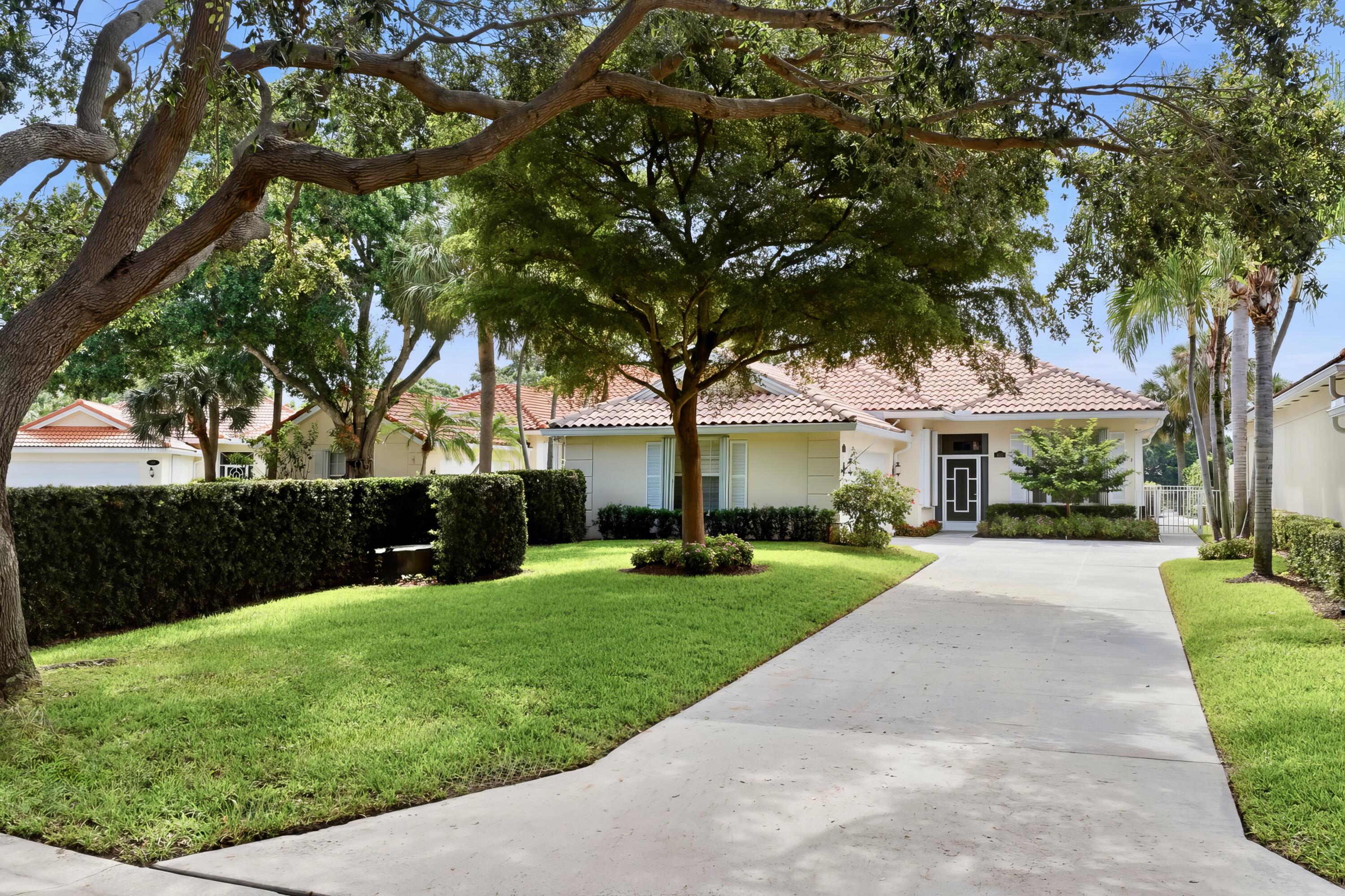 452 Kelsey Park, Palm Beach Gardens FL 33410
