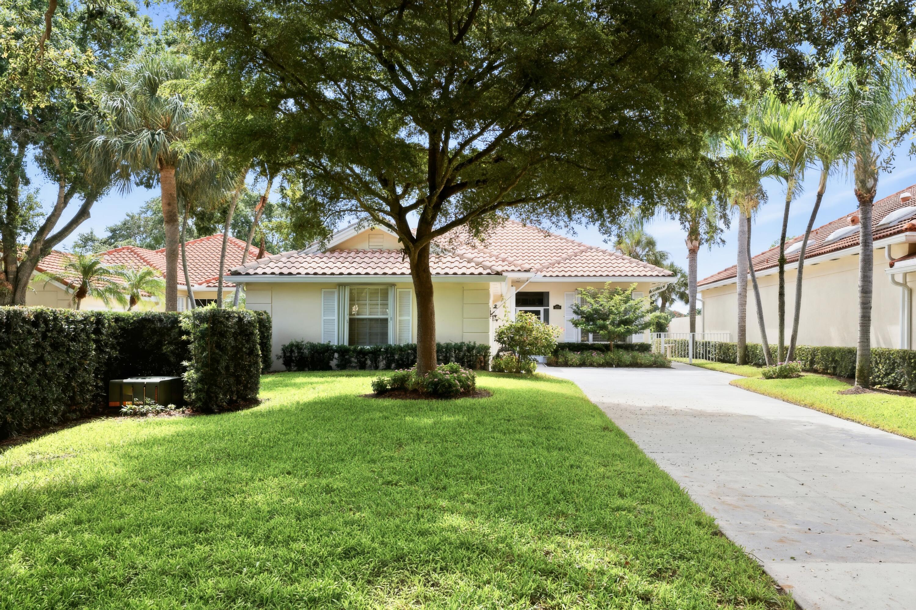 452 Kelsey Park, Palm Beach Gardens FL 33410