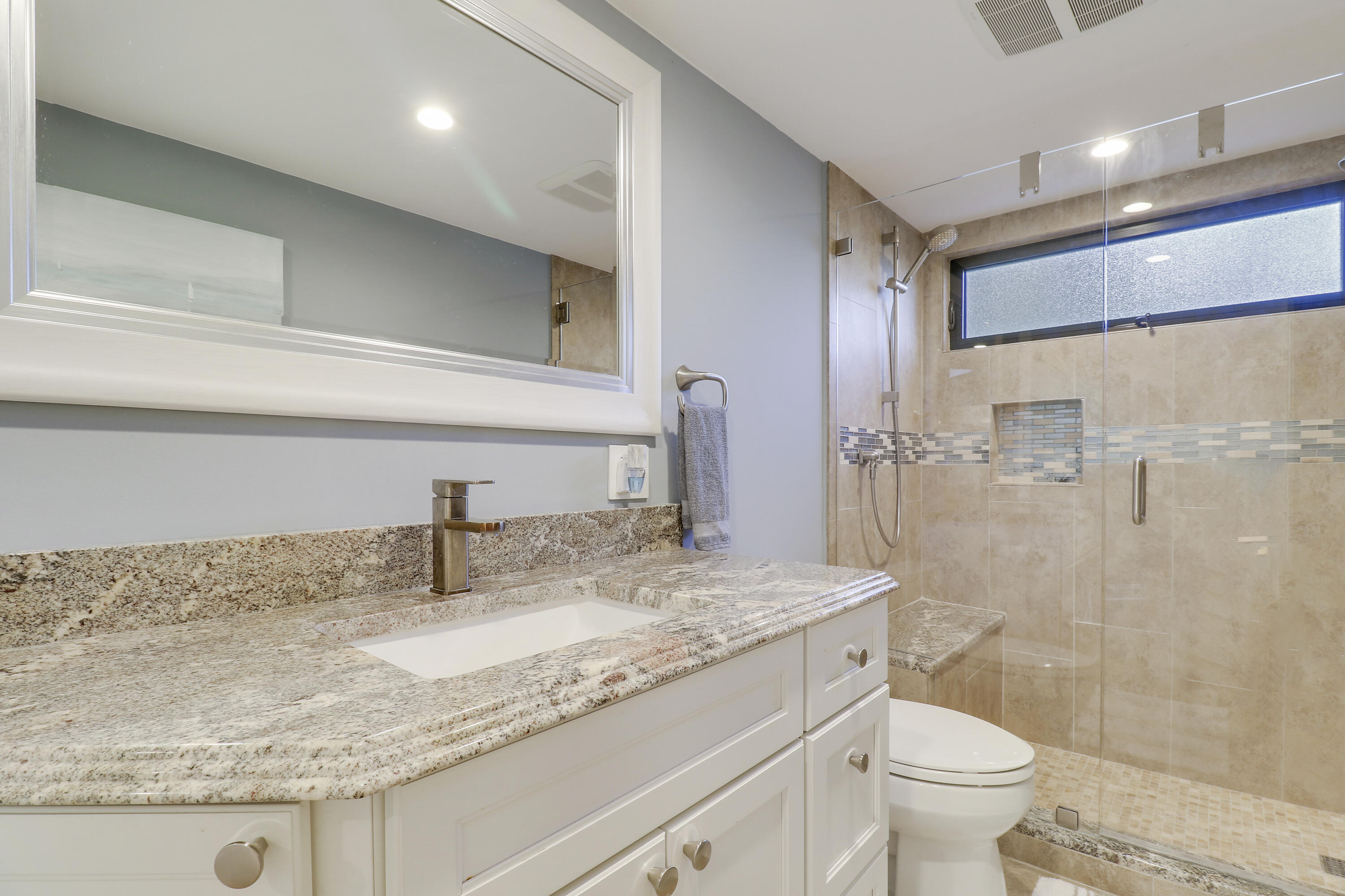 515 Bay Colony, Juno Beach FL 33408