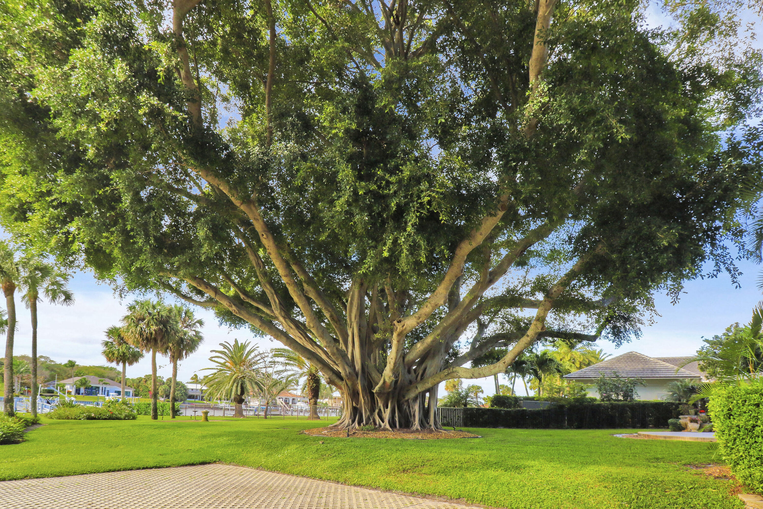 515 Bay Colony, Juno Beach FL 33408