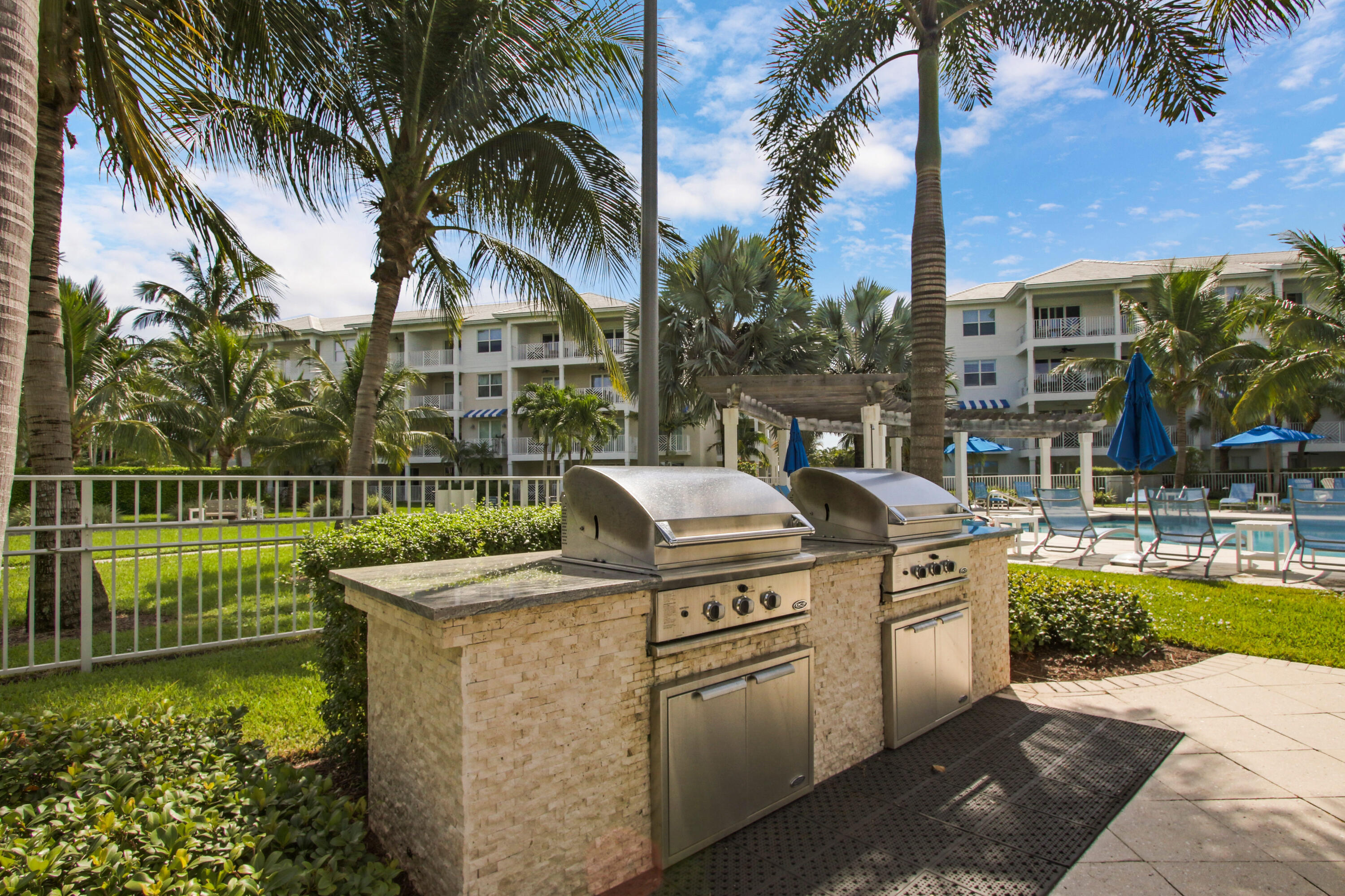 515 Bay Colony, Juno Beach FL 33408